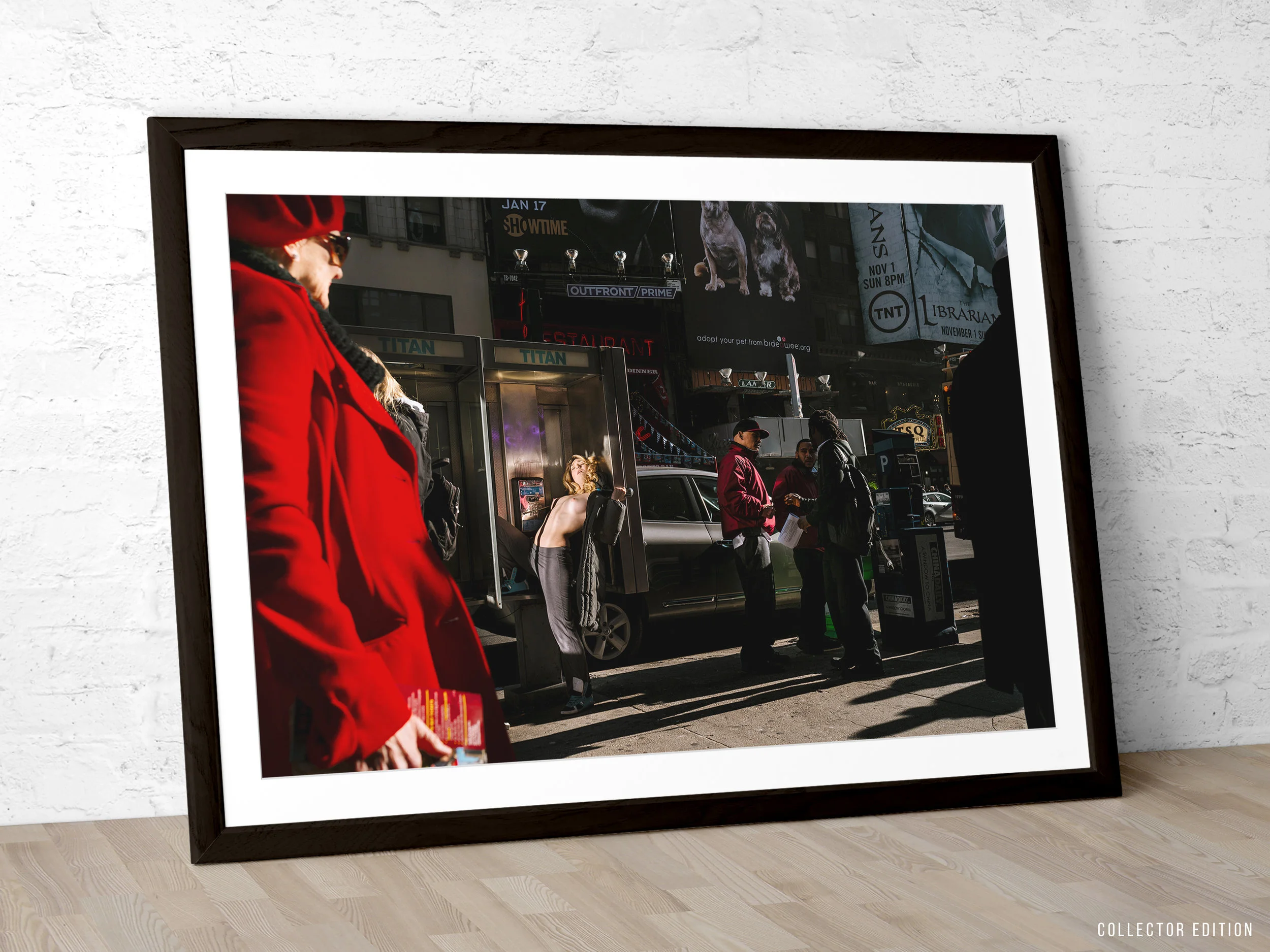 17-43-times-square-24x36-angle.jpg
