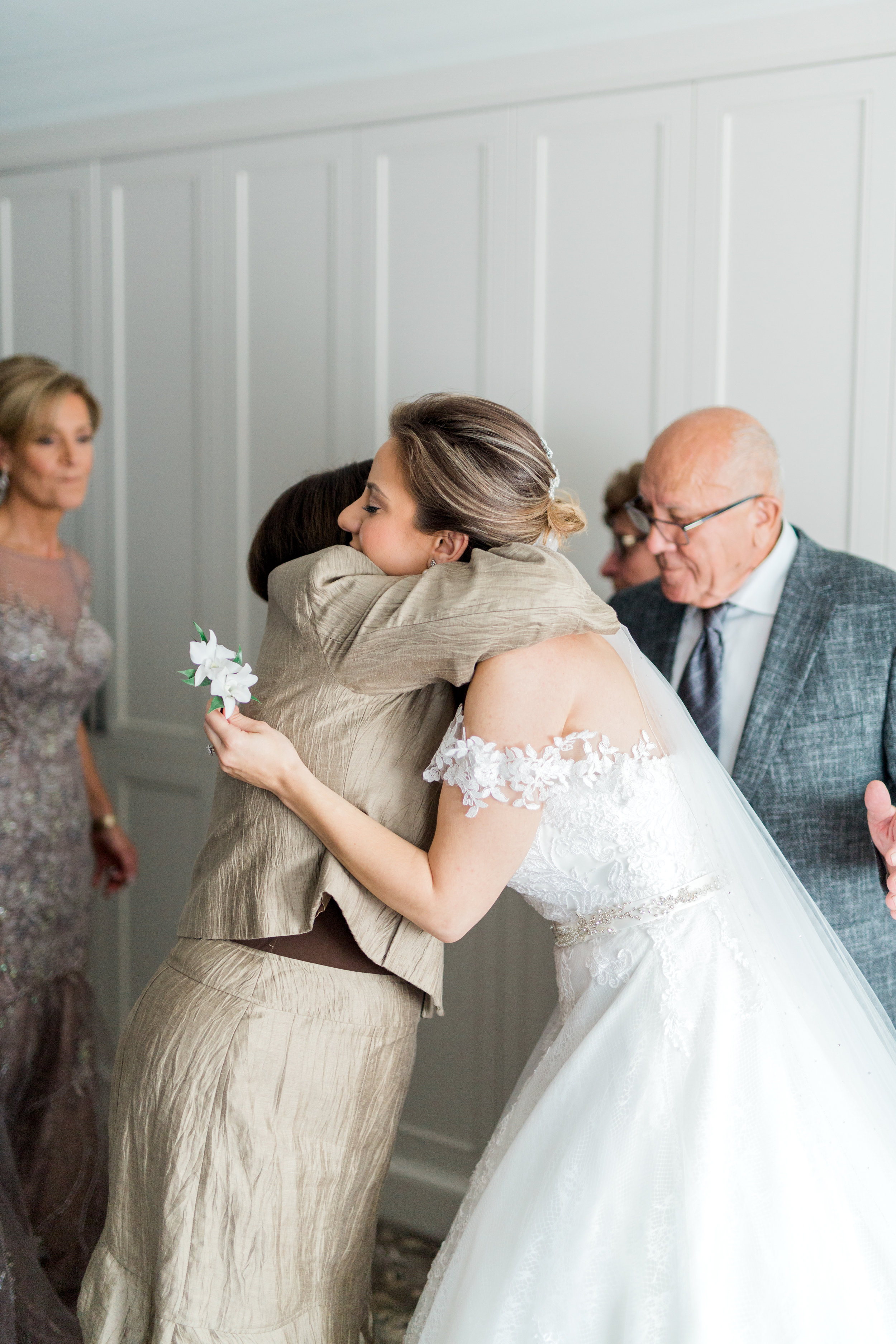 Danielle-Giroux-Amir-Golbazi-Toronto-Wedding-Photographer-Bellvue-Manor_DeLuca_1-214.jpg