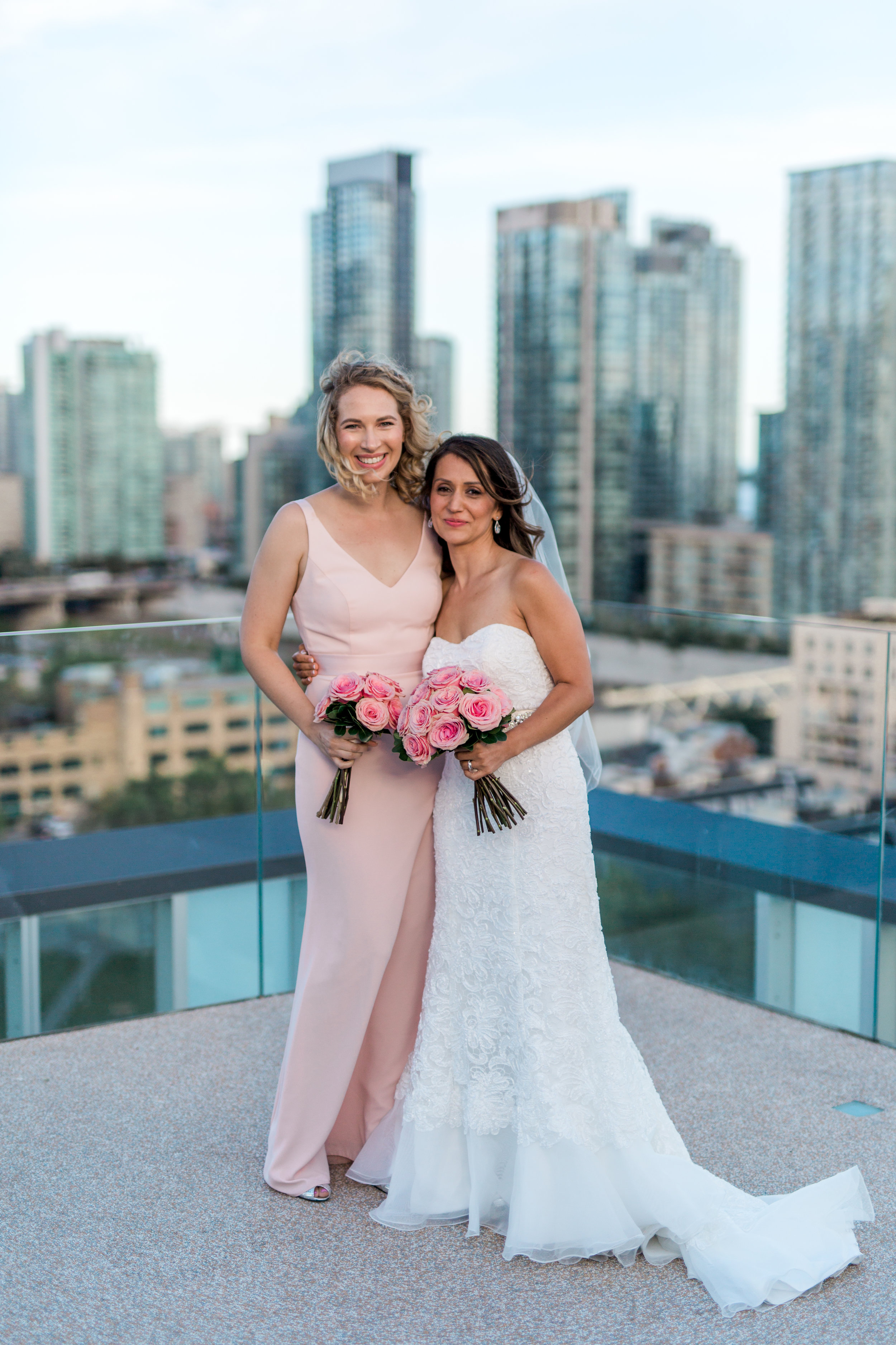 DanielleGiroux_AmirGolbazi_TorontoWeddingPhotographer_ThompsonHotel_SadafWill1860.jpg