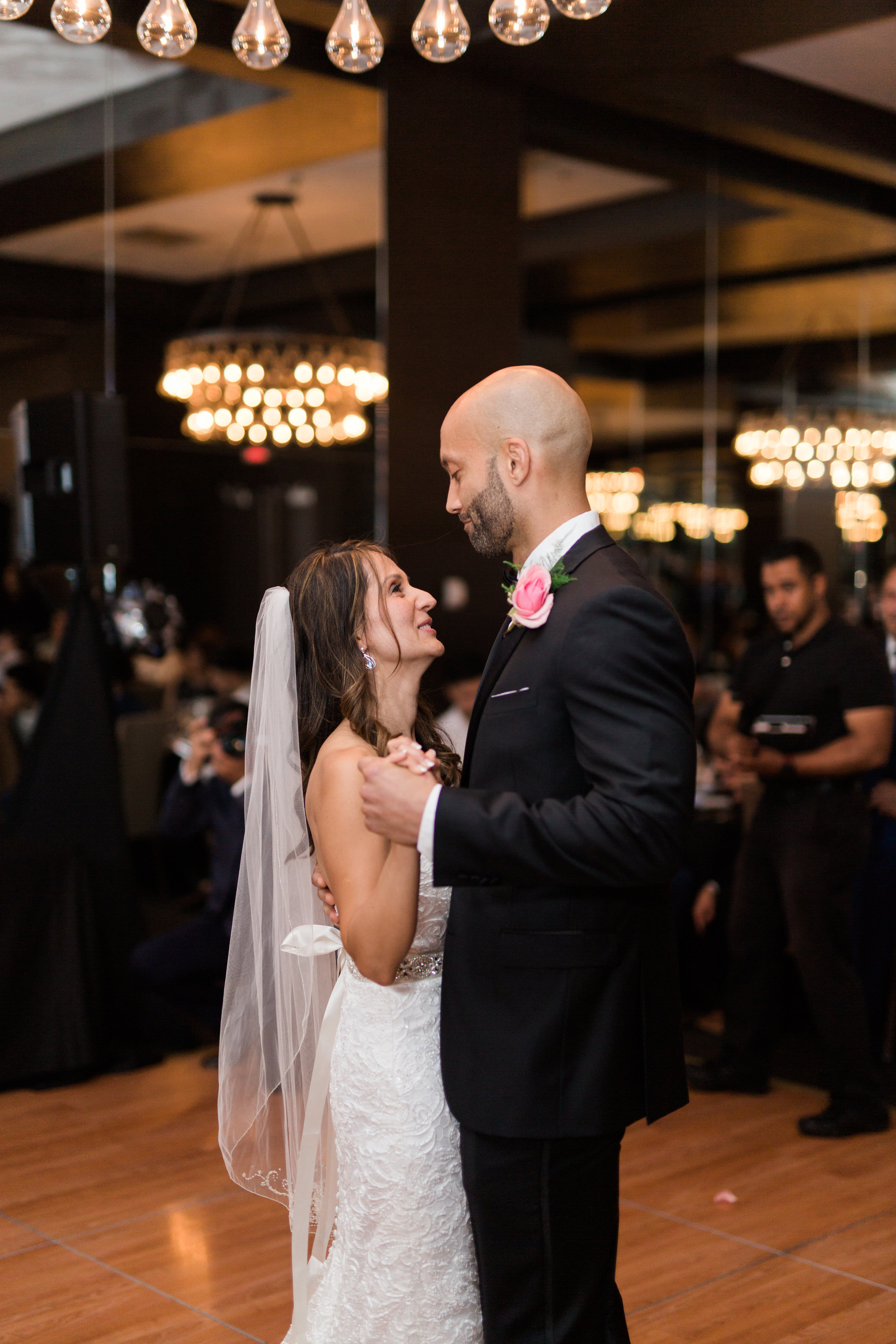 DanielleGiroux_AmirGolbazi_TorontoWeddingPhotographer_ThompsonHotel_SadafWill2855.jpg