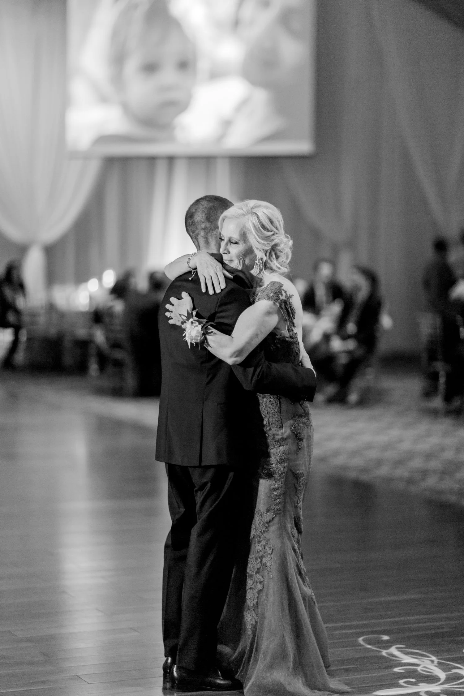 Danielle-Giroux-Amir-Golbazi-Toronto-Wedding-Photographer-Bellvue-Manor_DeLuca_2-739.jpg