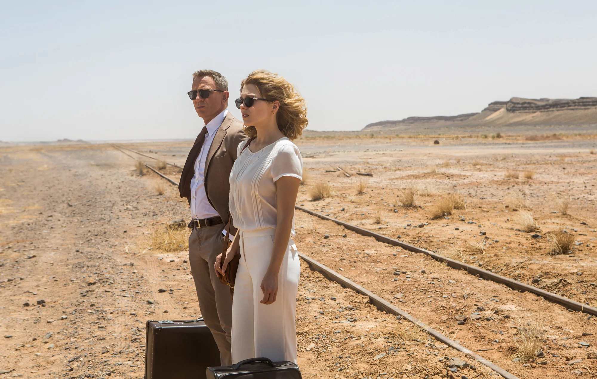 REVIEW: 'Spectre' reflects on Bonds of the past - for better and worse