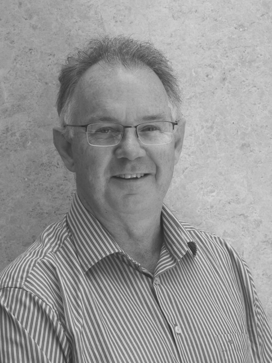 Steve Thorne — Master Planner Renowned for his work in sustainable urban design, Steve has held various senior government positions including Director of Design for the Victorian State Government and Principal Urban Designer at the City of Melbourne. His CV also includes projects in Rome, Prague, China and Oman, as well as NZ .