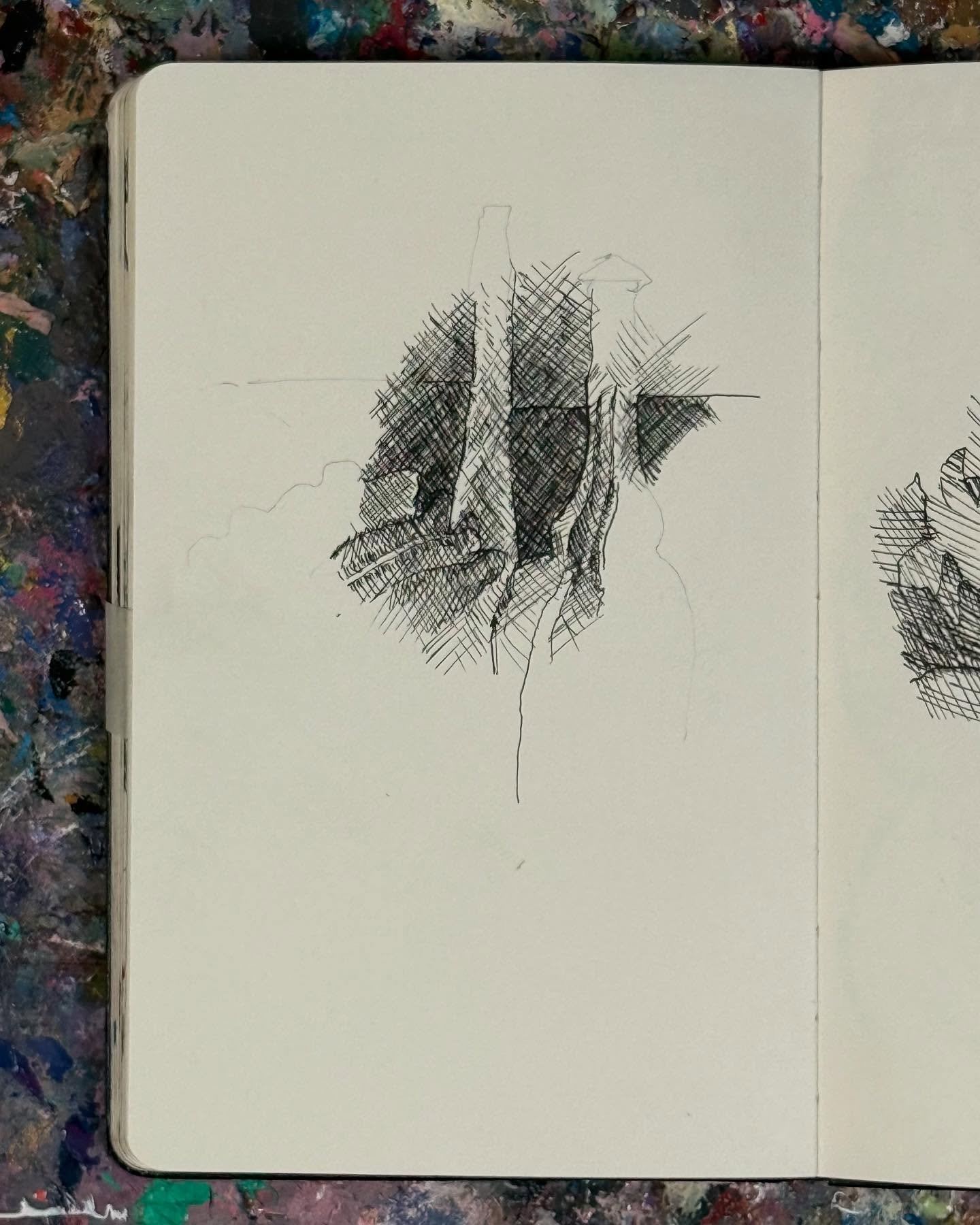 Some very small drawings from a wonderful @newenglishart workshop with @laurajrsmith, drawing from Morandi @estorickcollection. Such a calm and gentle drawing workshop, looking very closely at these careful etchings and drawings. I took the instructi
