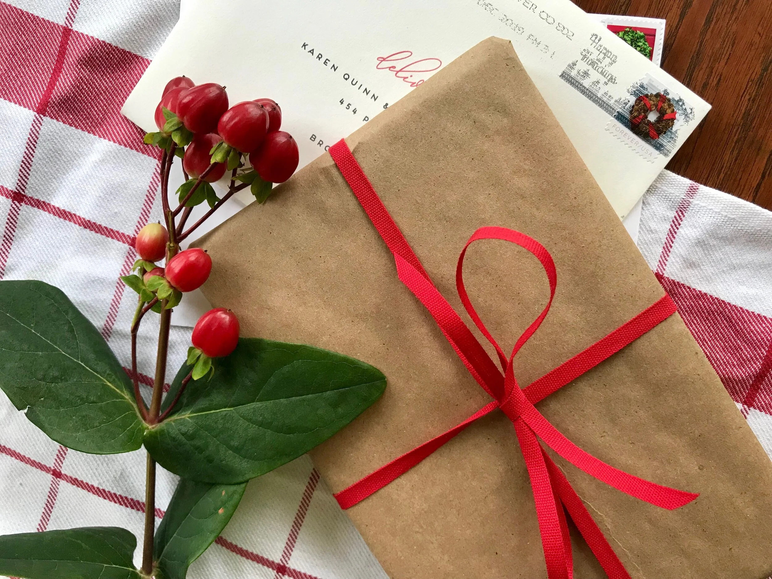 Six Holiday Gifts for Your Kitchen-Centric Pal