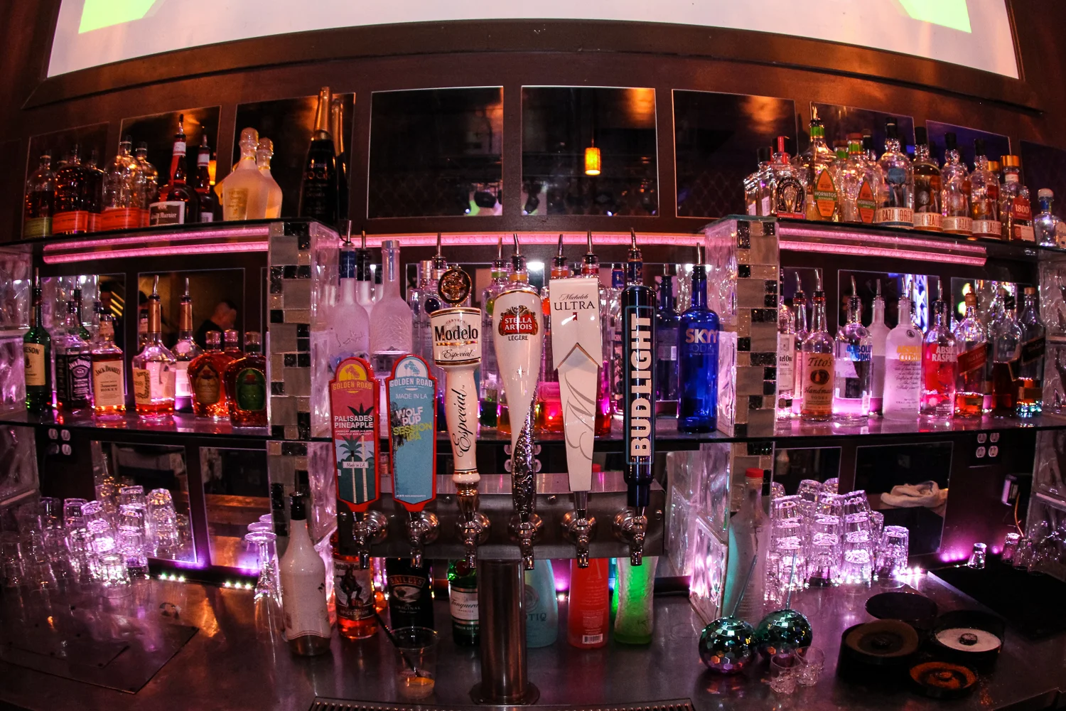 Bar photo 1