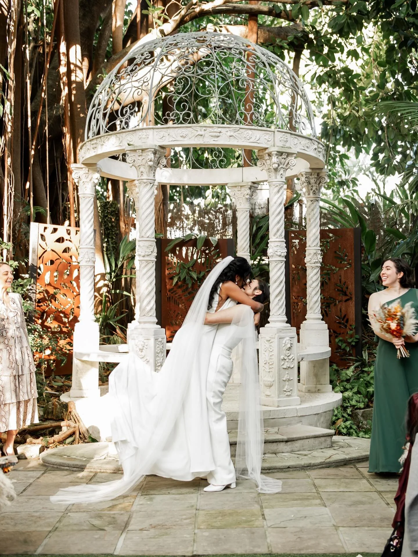 Real weddings. Real love. Real magic 💫 A flashback to Sophie &amp; Anna&rsquo;s big day at Boulevard Gardens.

Dates fill fast&mdash;book your tour today and secure your perfect wedding venue at Boulevard Gardens!