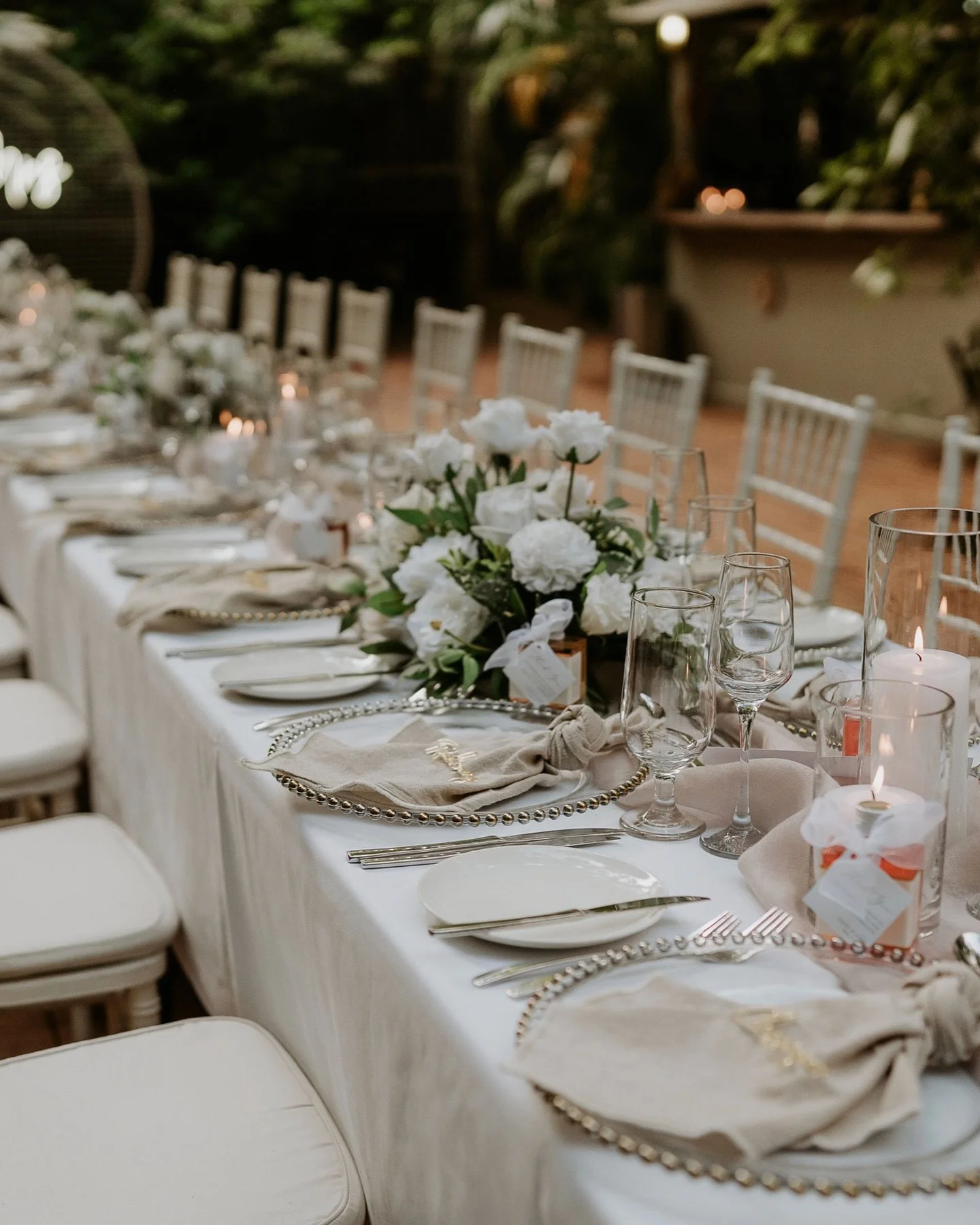 Soft florals, warm candlelight, and a table designed for forever moments 🌙✨ If this were your wedding, what colour scheme would you go for?