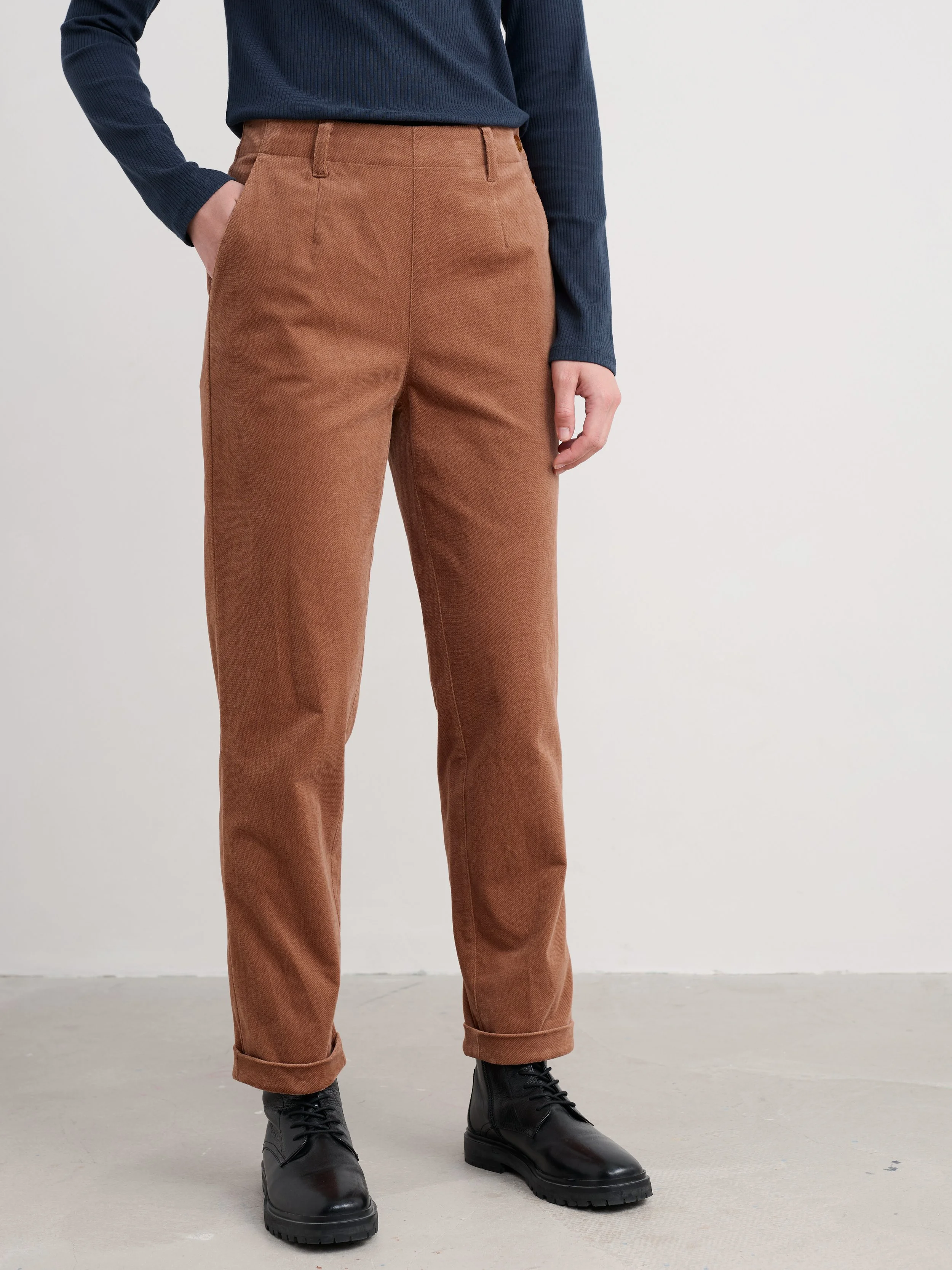 Crackington Trousers - Dark Flax - 3.jpg