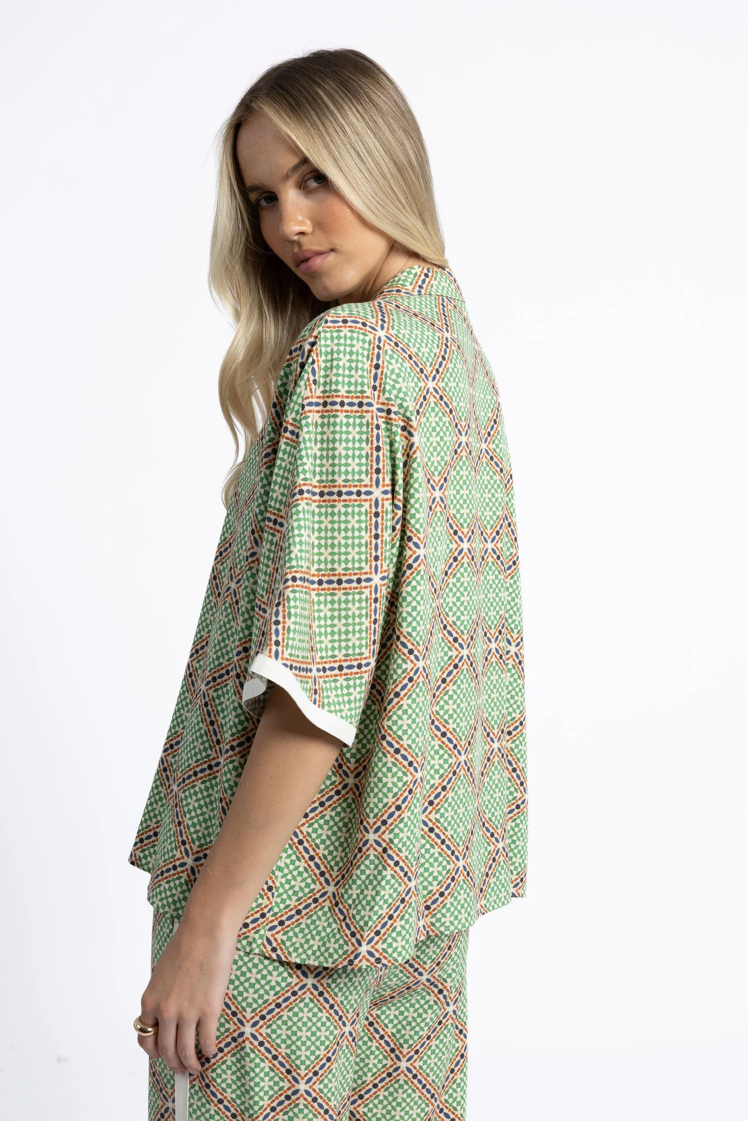 HS25240_MARRAKESHSHIRT_MARRAKESHPRINT3.jpg