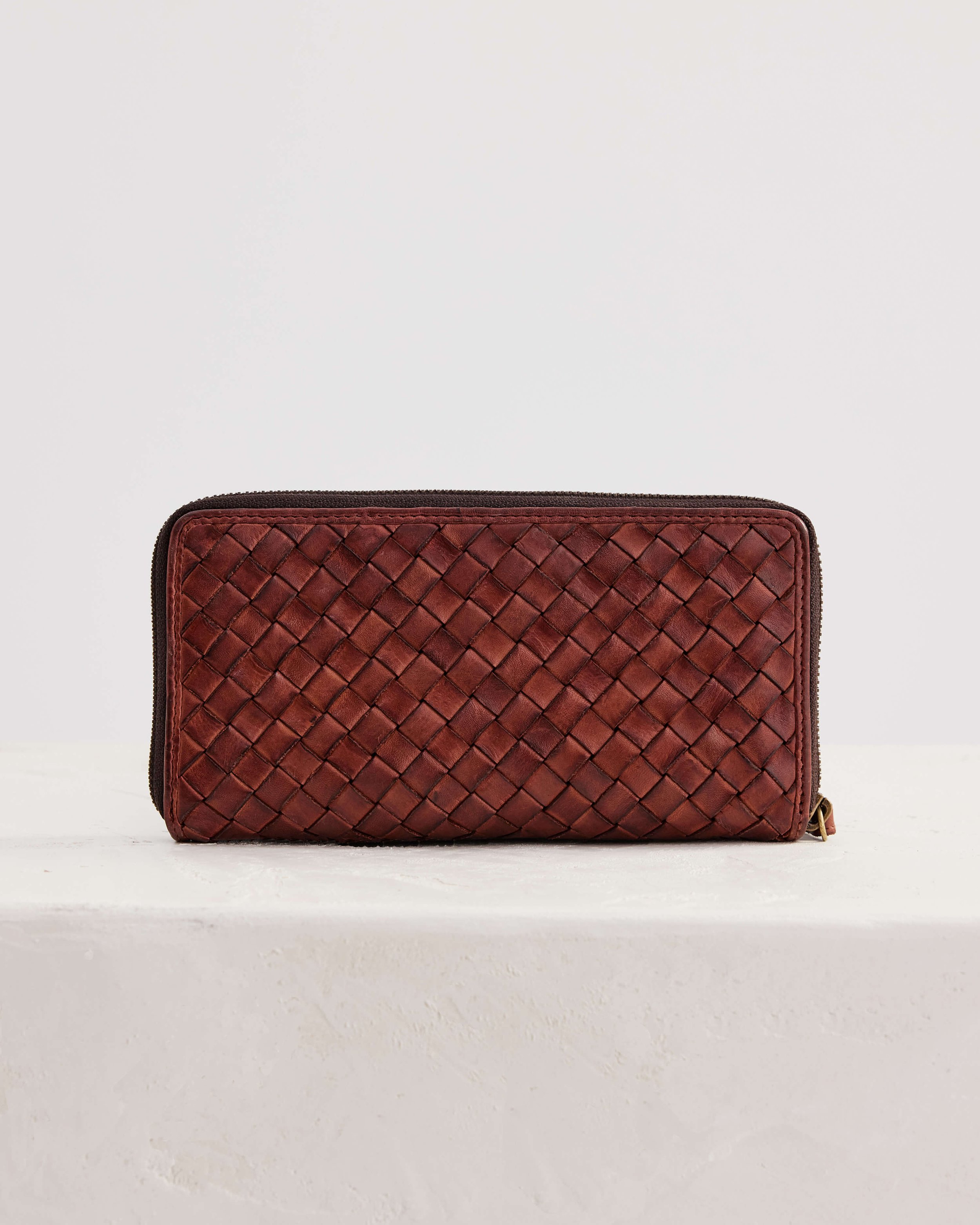 Large Basque Wallet Amber Back.jpg