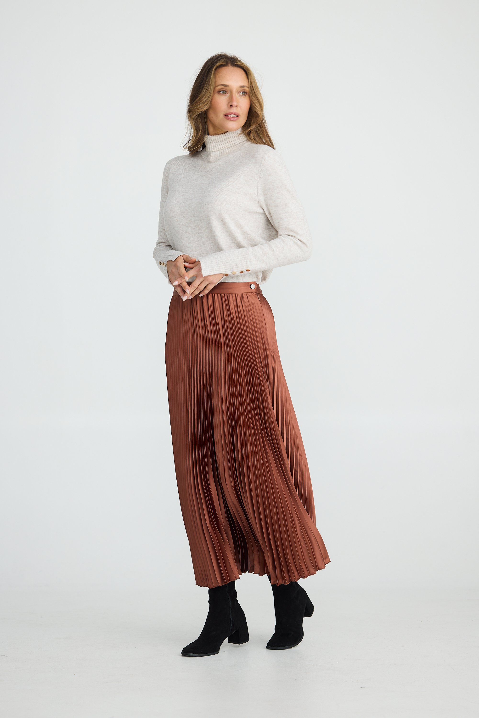 BT25067-1_Identity Skirt_Chestnut_5.jpg