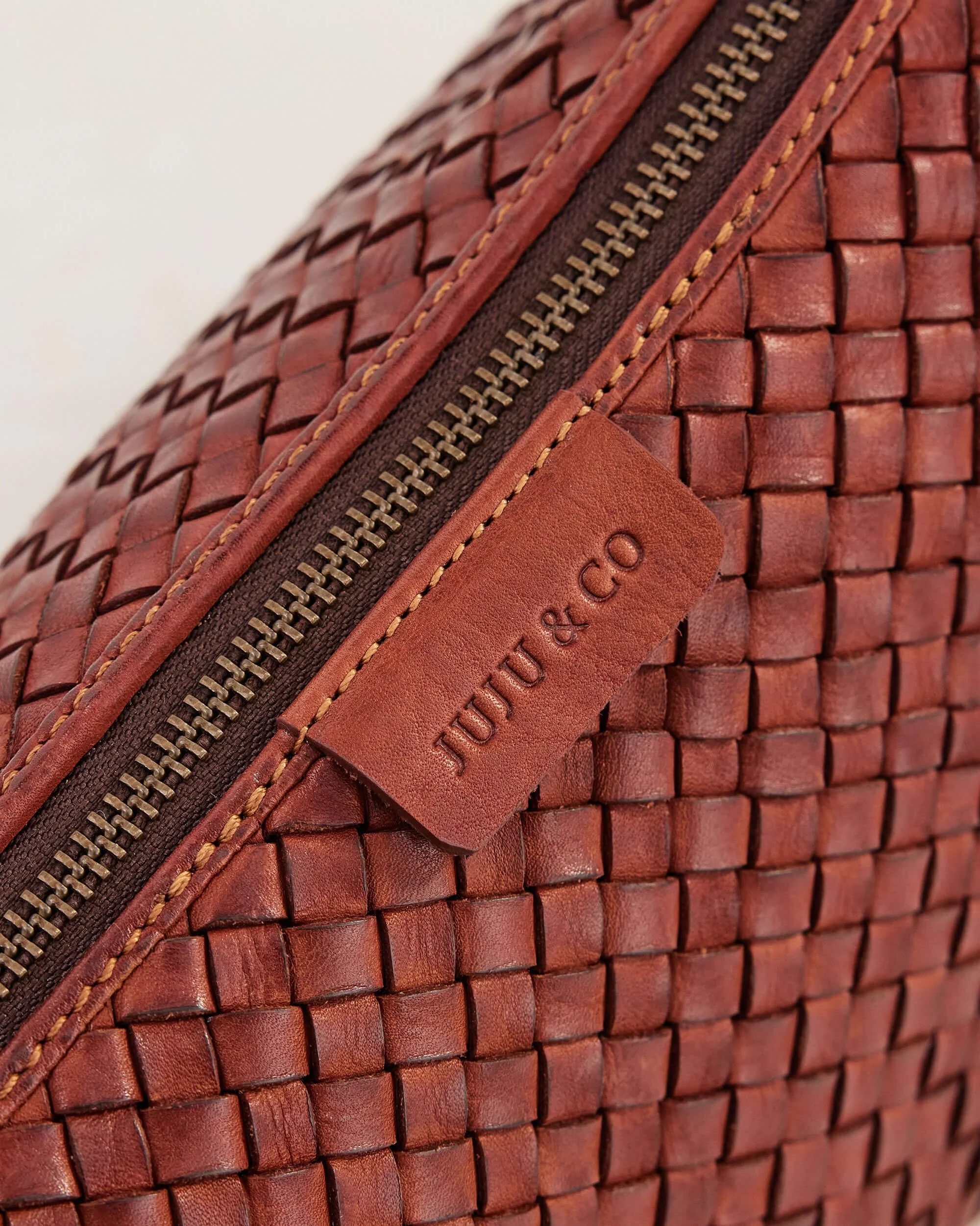 Basque Midi Amber Zippper.jpg