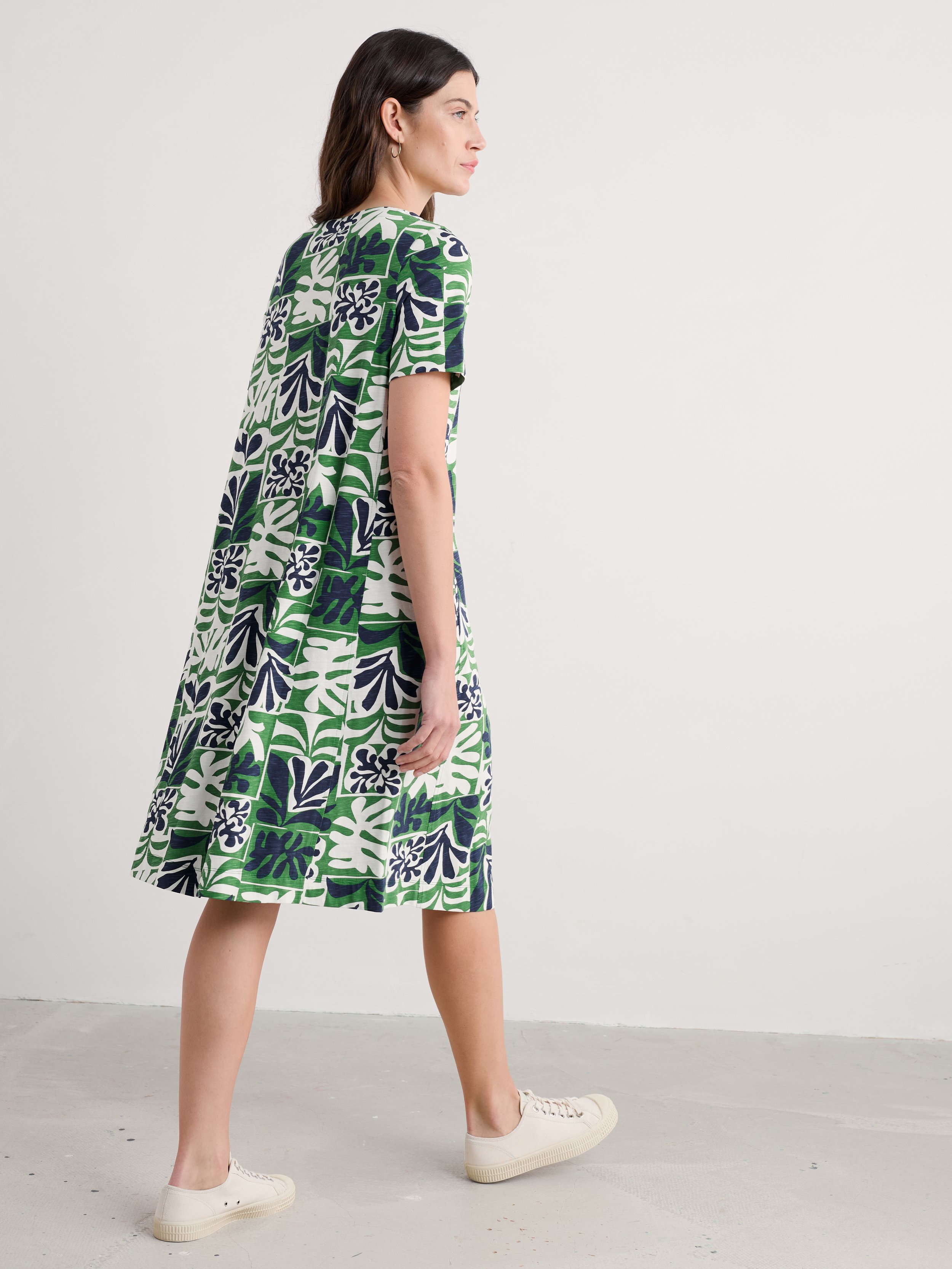 SS Pipers Dress - Collage Seaweed Hedgerow - 250.jpg