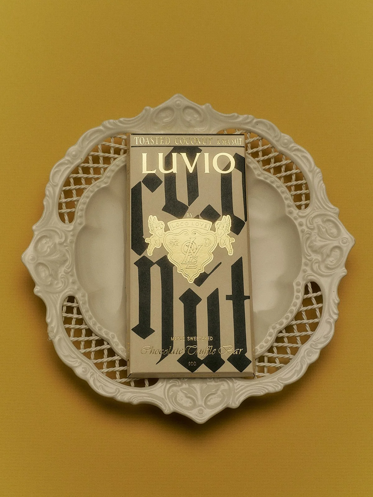 LOCO LOVE | Luvio Chocolate Bar | Toasted Coconut & Sea Salt