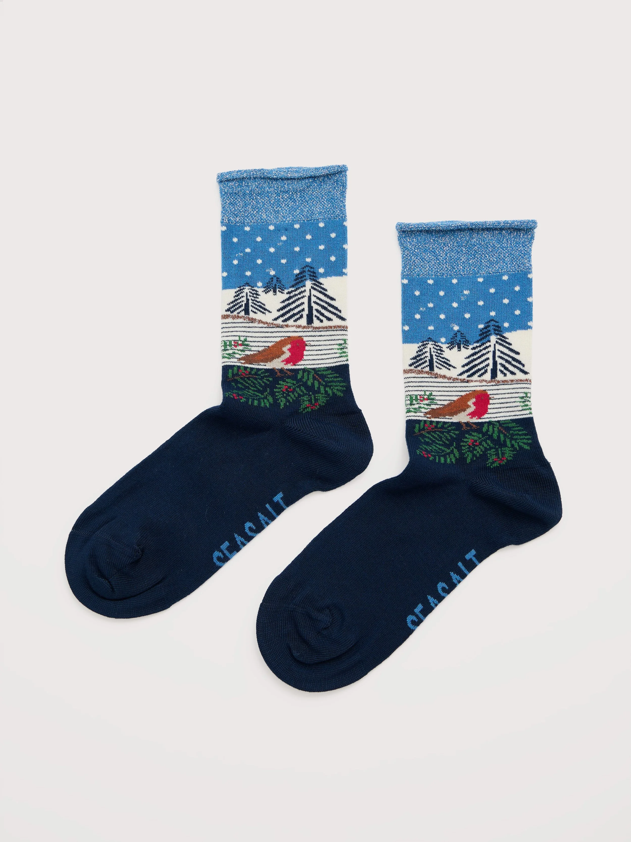 Snowy Scenes Socks - Brushmark Robin Sea Cave - 1.jpg