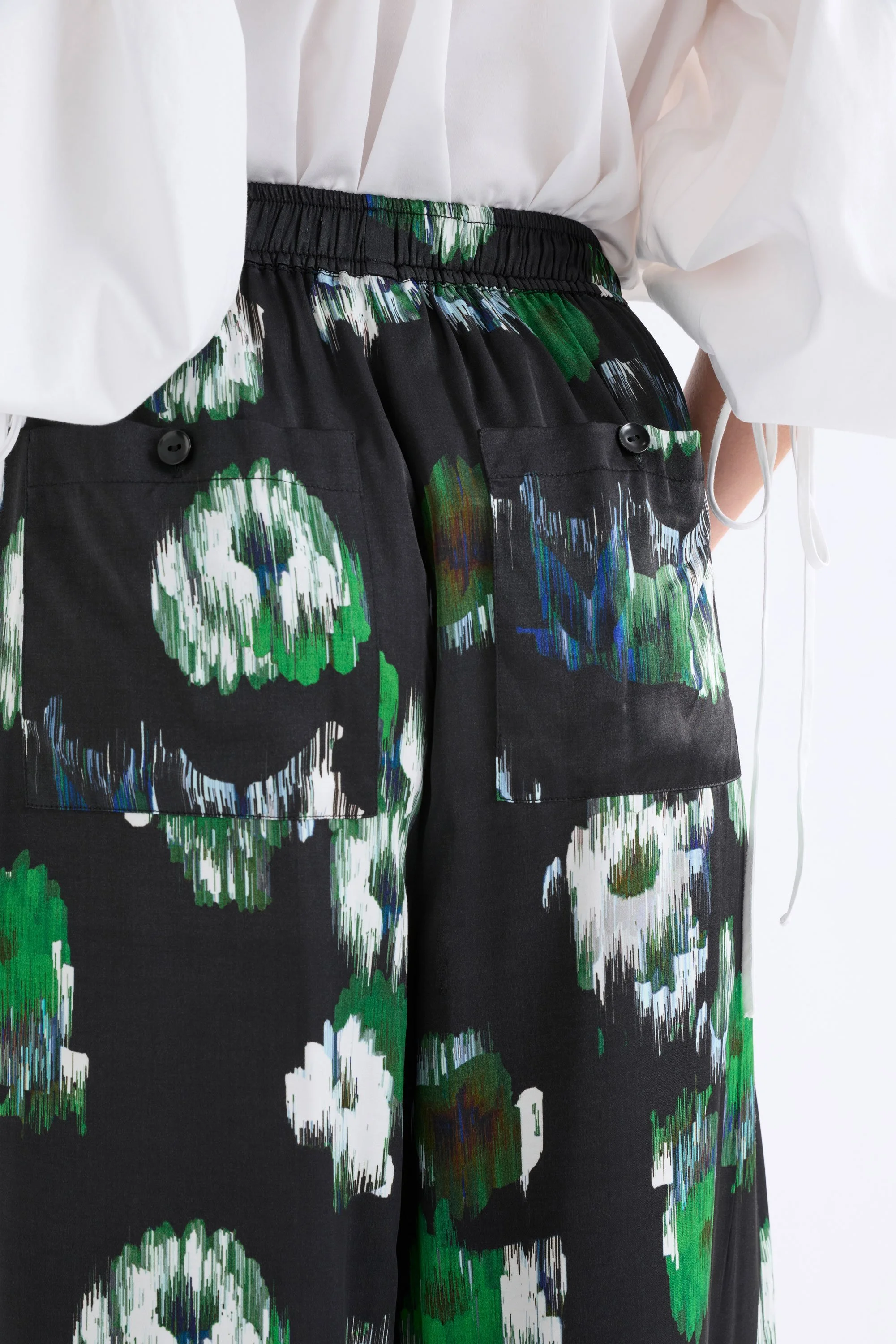 arkite pant back.jpeg