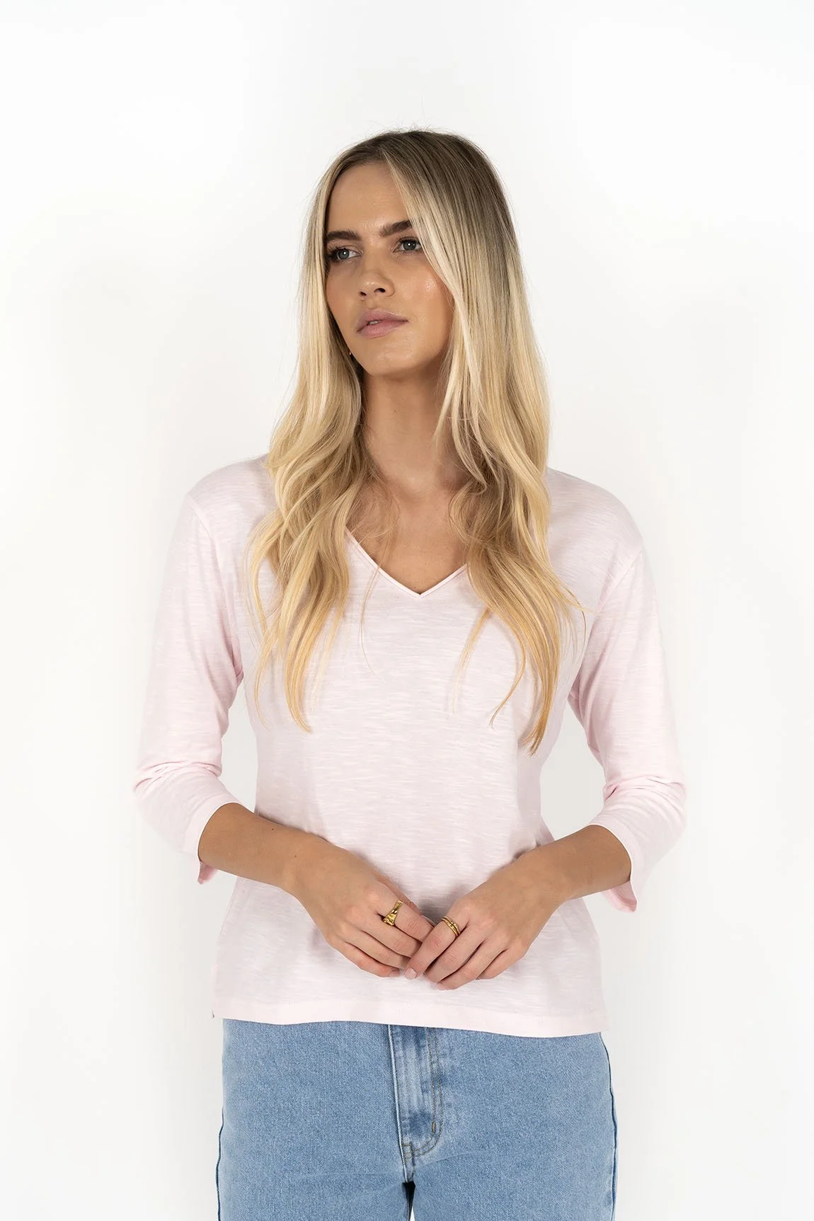 Humidity | Stella V-Neck | Soft Pink | White