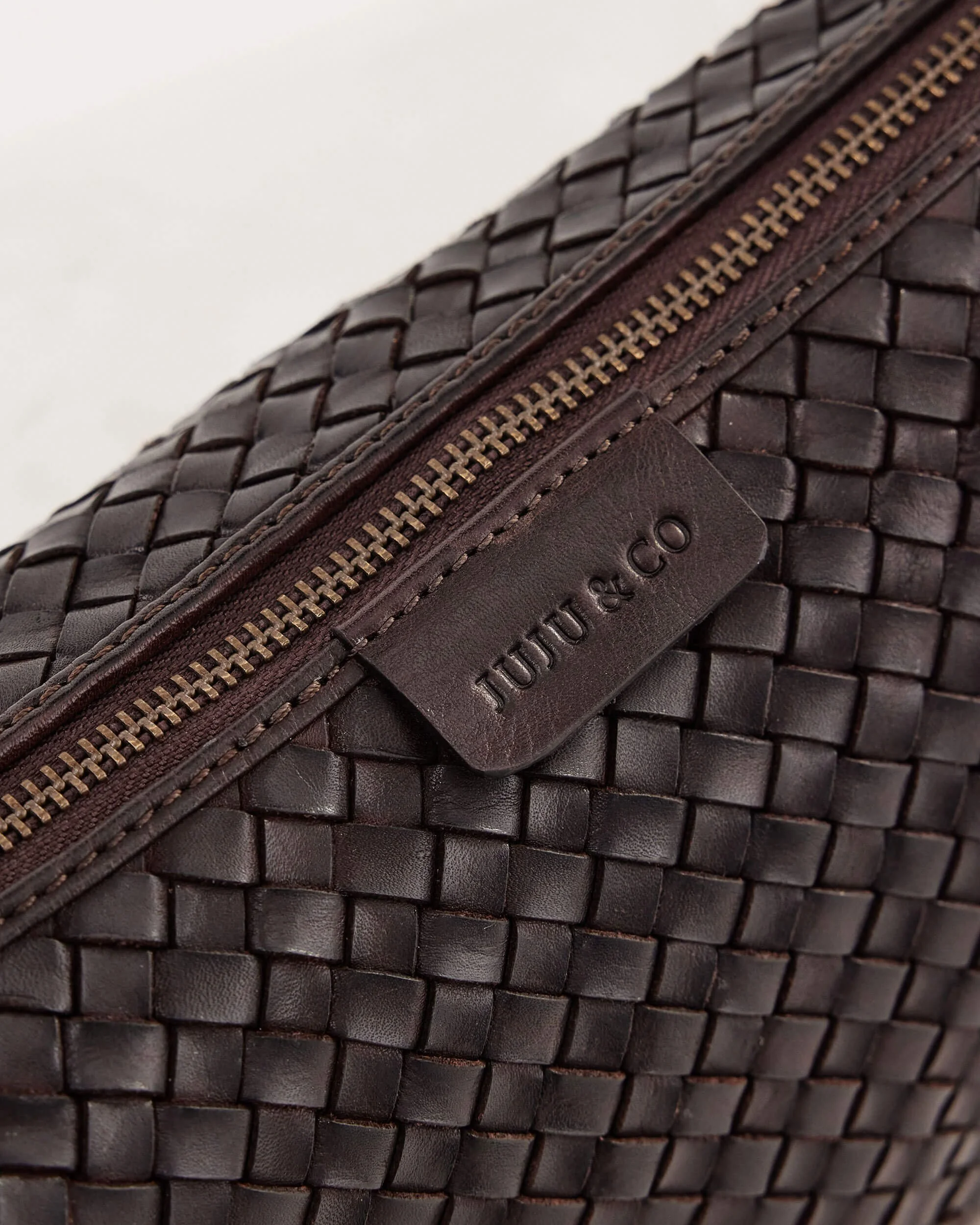 Basque Midi Chocolate Zipper.jpg