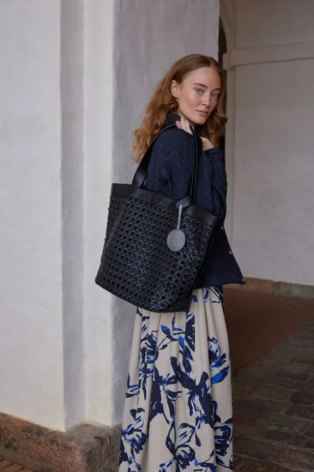 ILSE JACOBSEN | Braided Shopper | Black