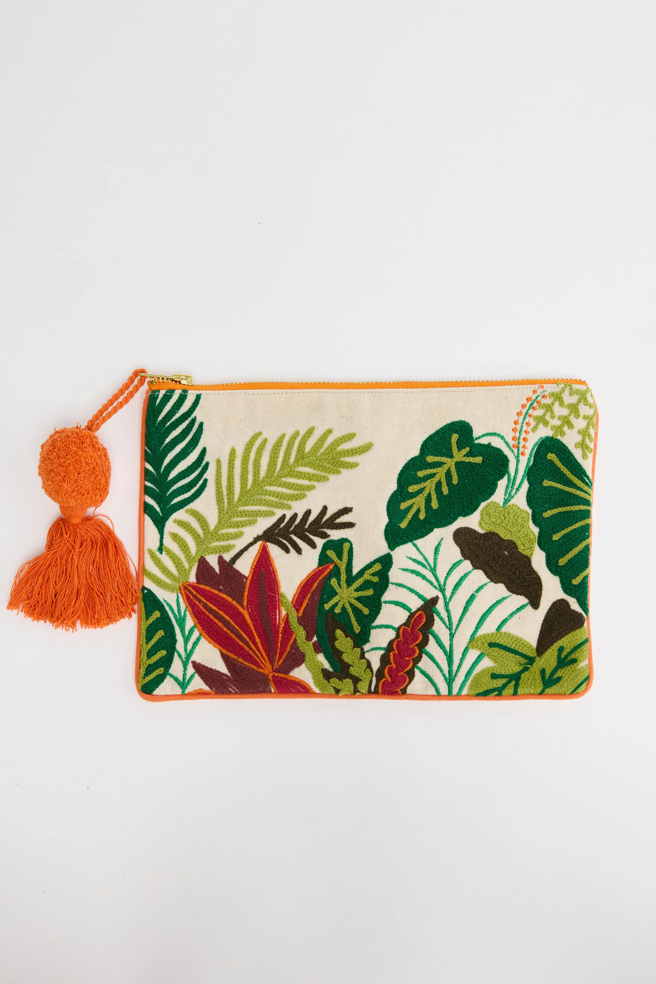 HA26254_Amazon Pouch_Green_1.jpg