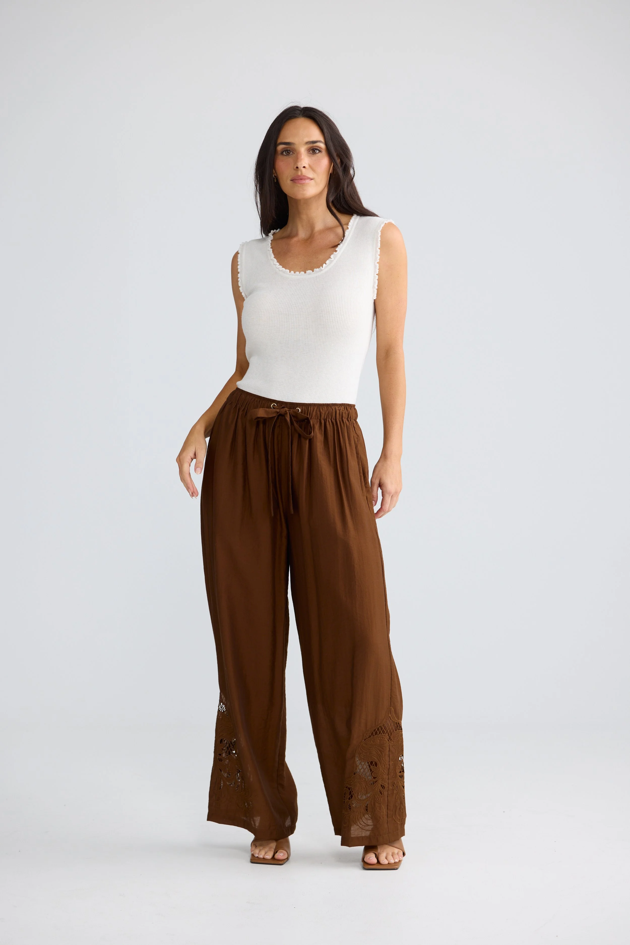BT26504-2_Astrid Pant_Bronze_3.jpg