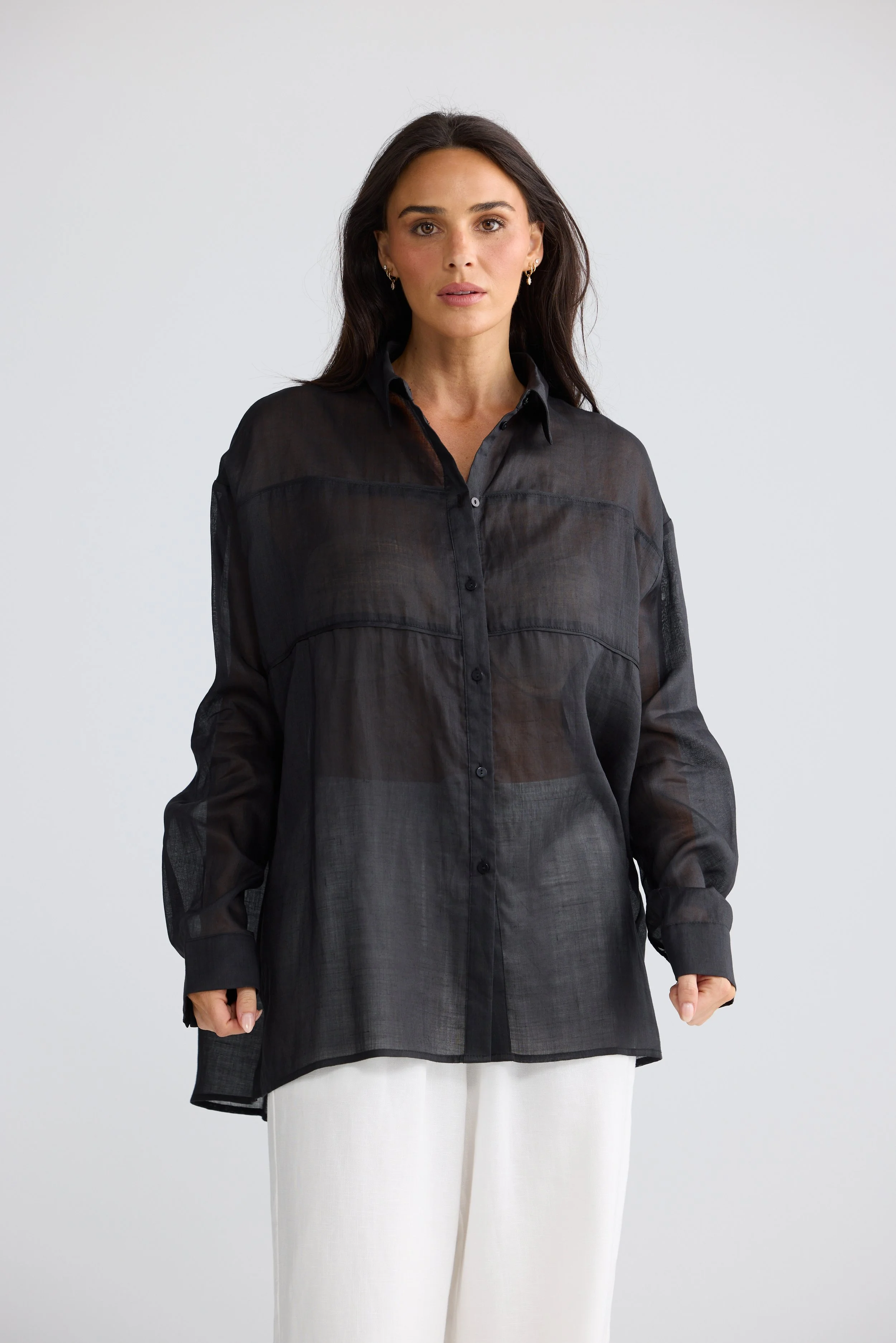 BT26534-1_Louis Shirt_Black_1.jpg