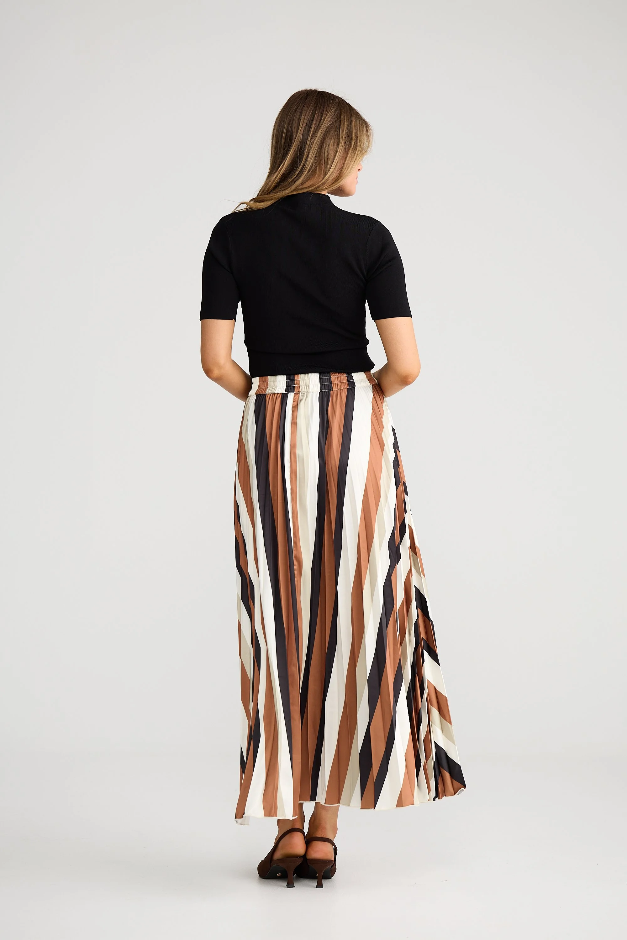 BT26127-2_Alias Pleated Skirt_Oakley Stripe_4.jpg