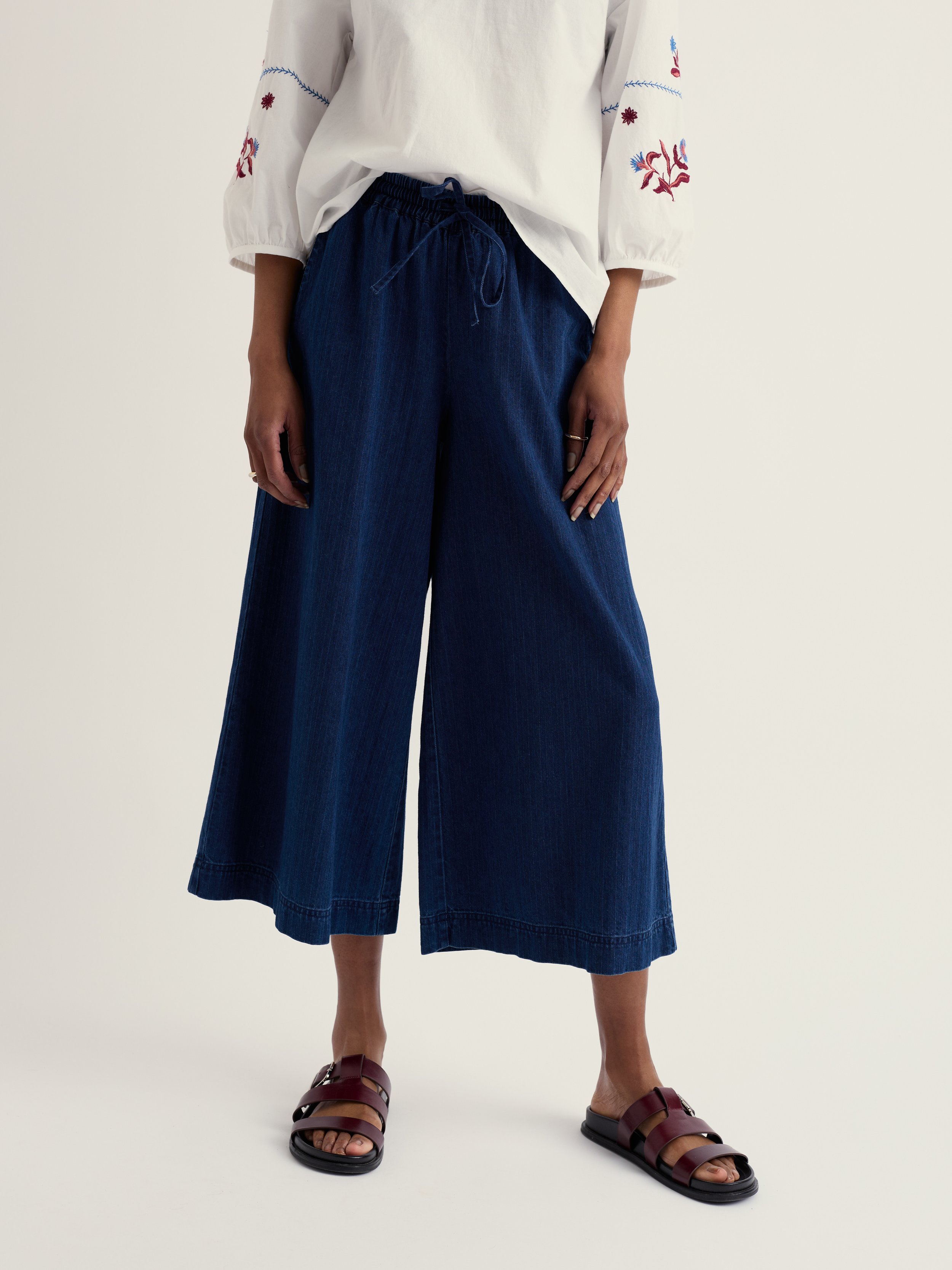Eskelli Culotte - Mid Wash - 3.jpg