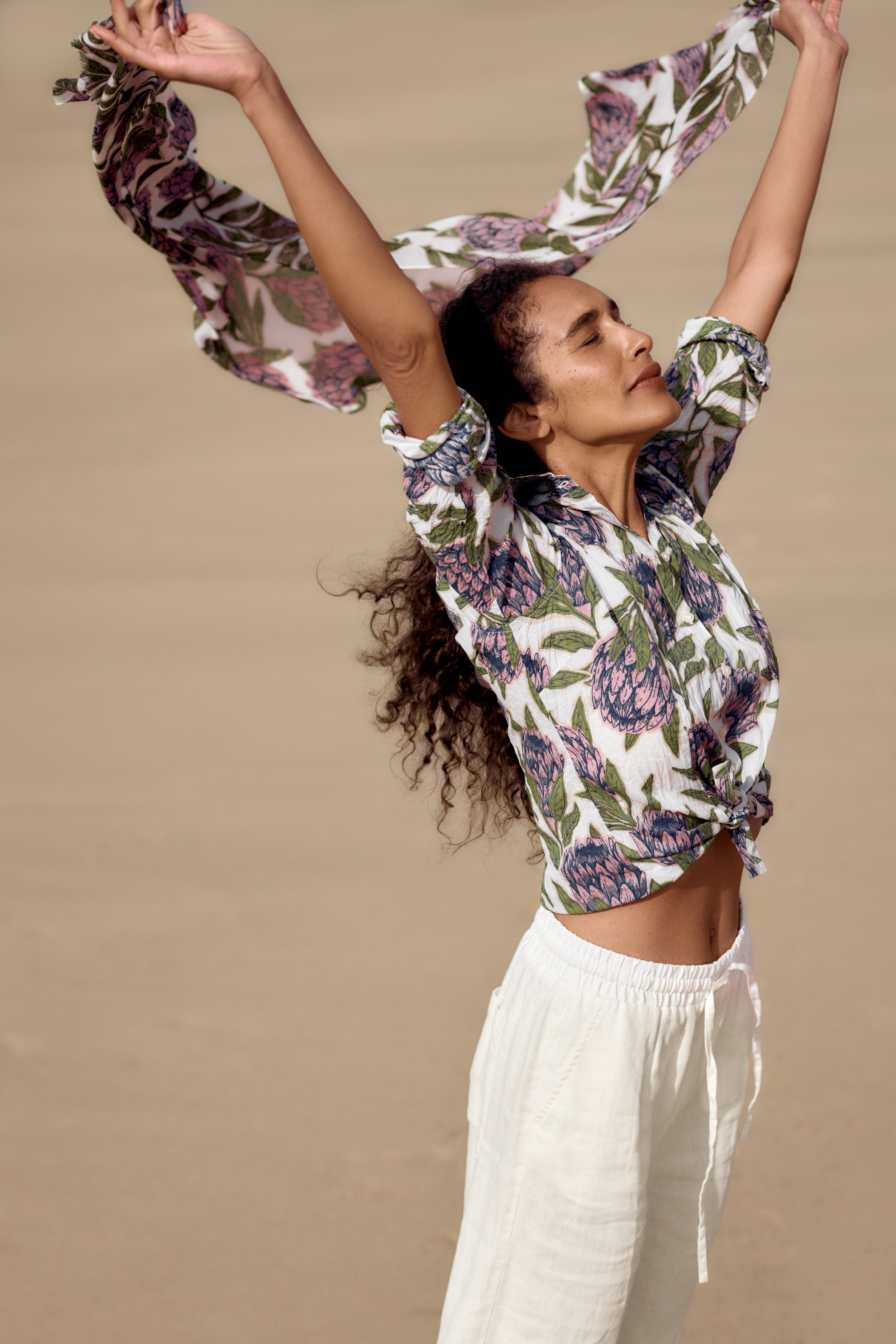 Larissa Shirt - Proteus Chalk - 1133.jpg