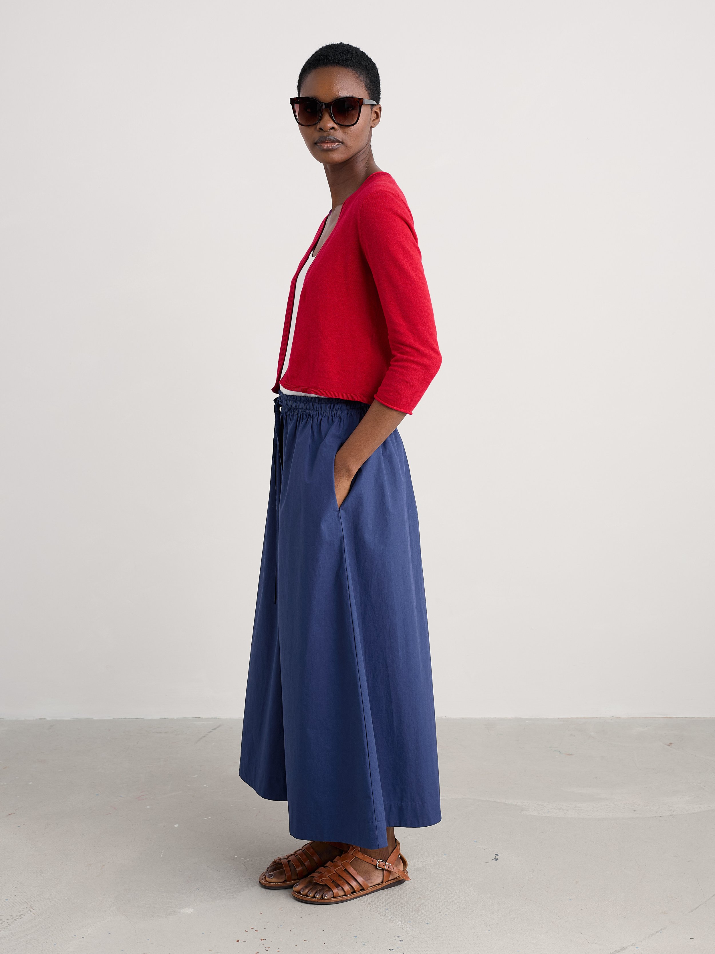 Vanessa Cardigan - Scarlet - 5.jpg