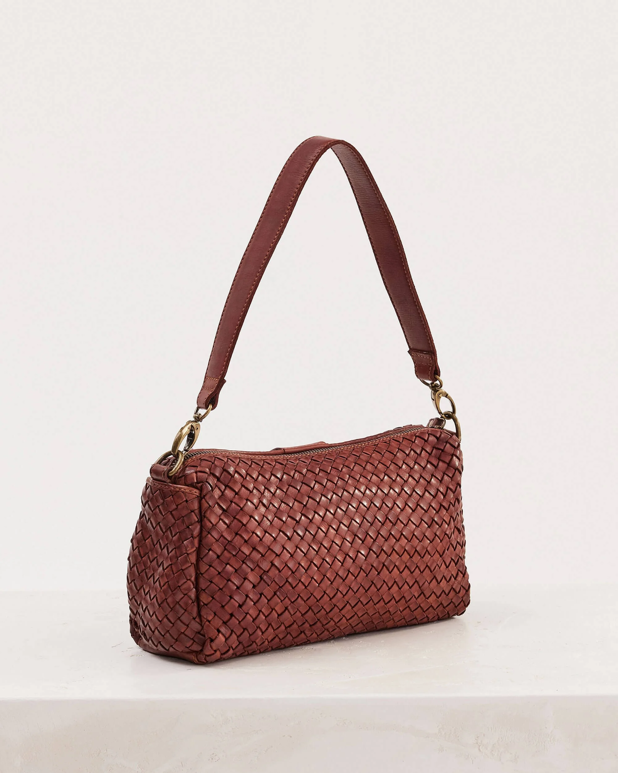 Basque Midi Amber Back.jpg