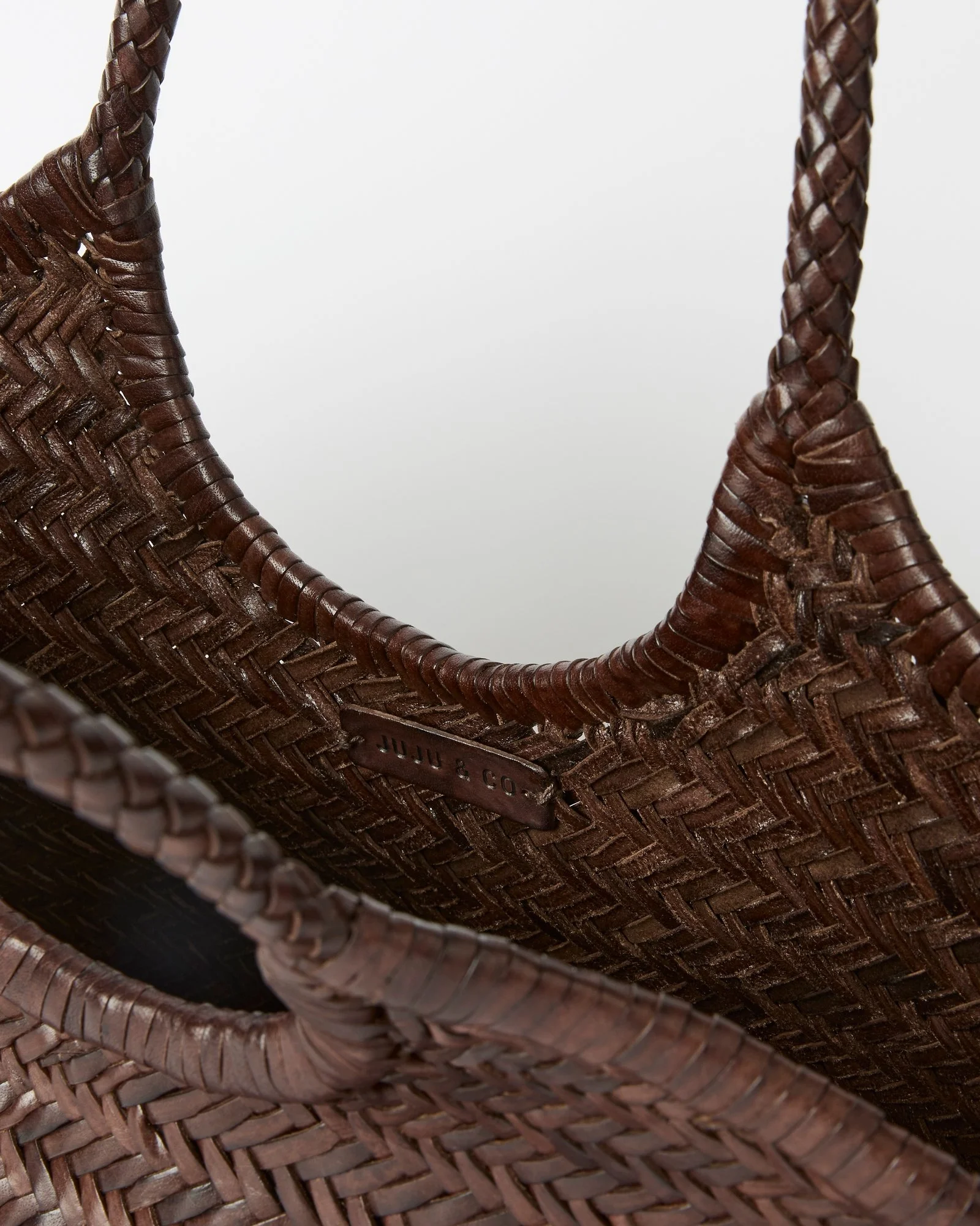S01-23127-Juju & Co.-0022.jpg