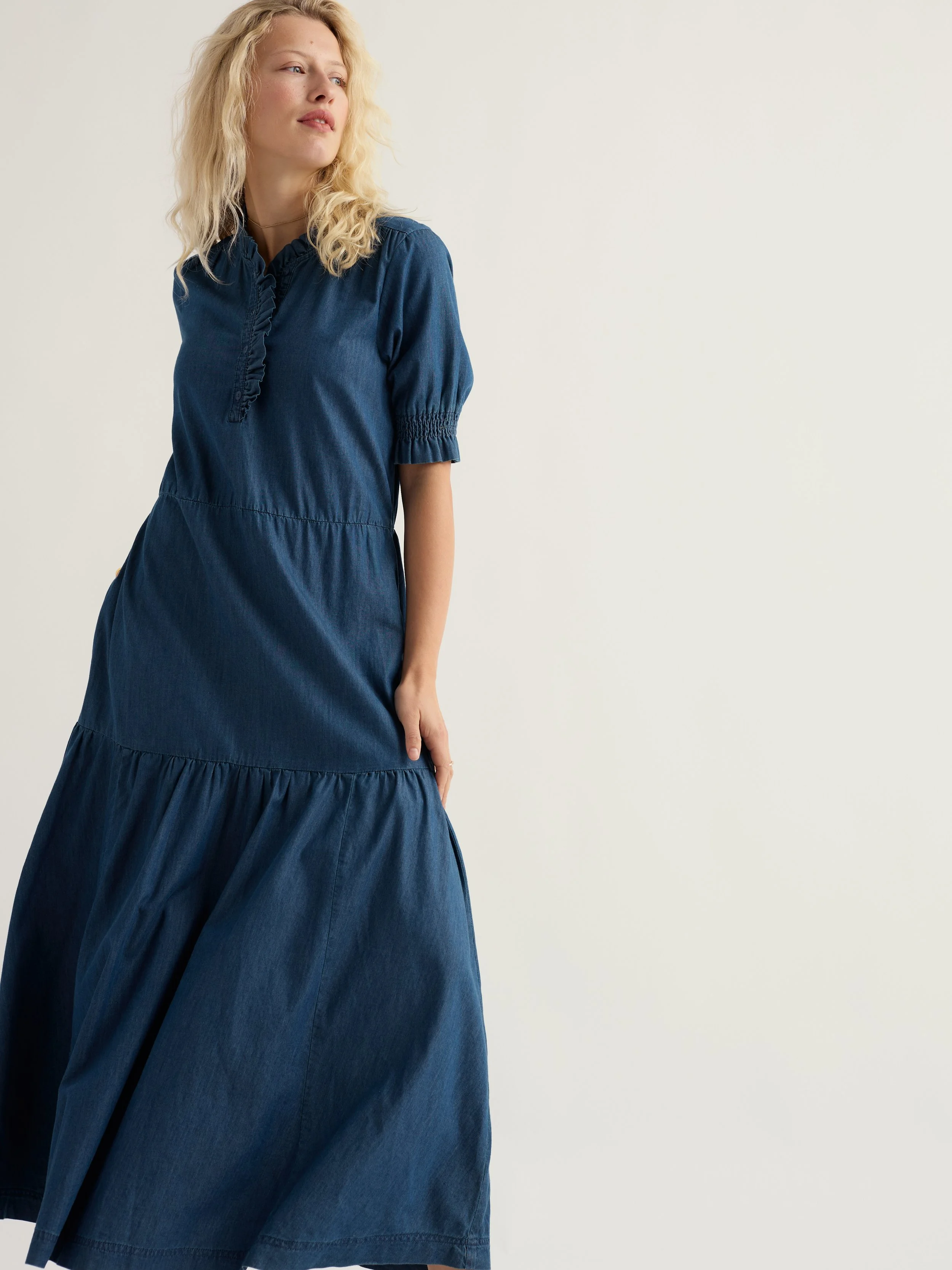 Feather Star Dress - Mid Wash Indigo - 6.jpg