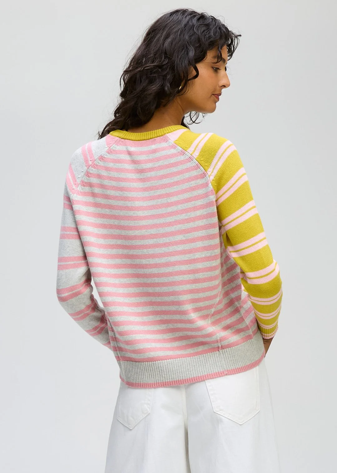 LC8182 CHARTREUSE 4.jpg