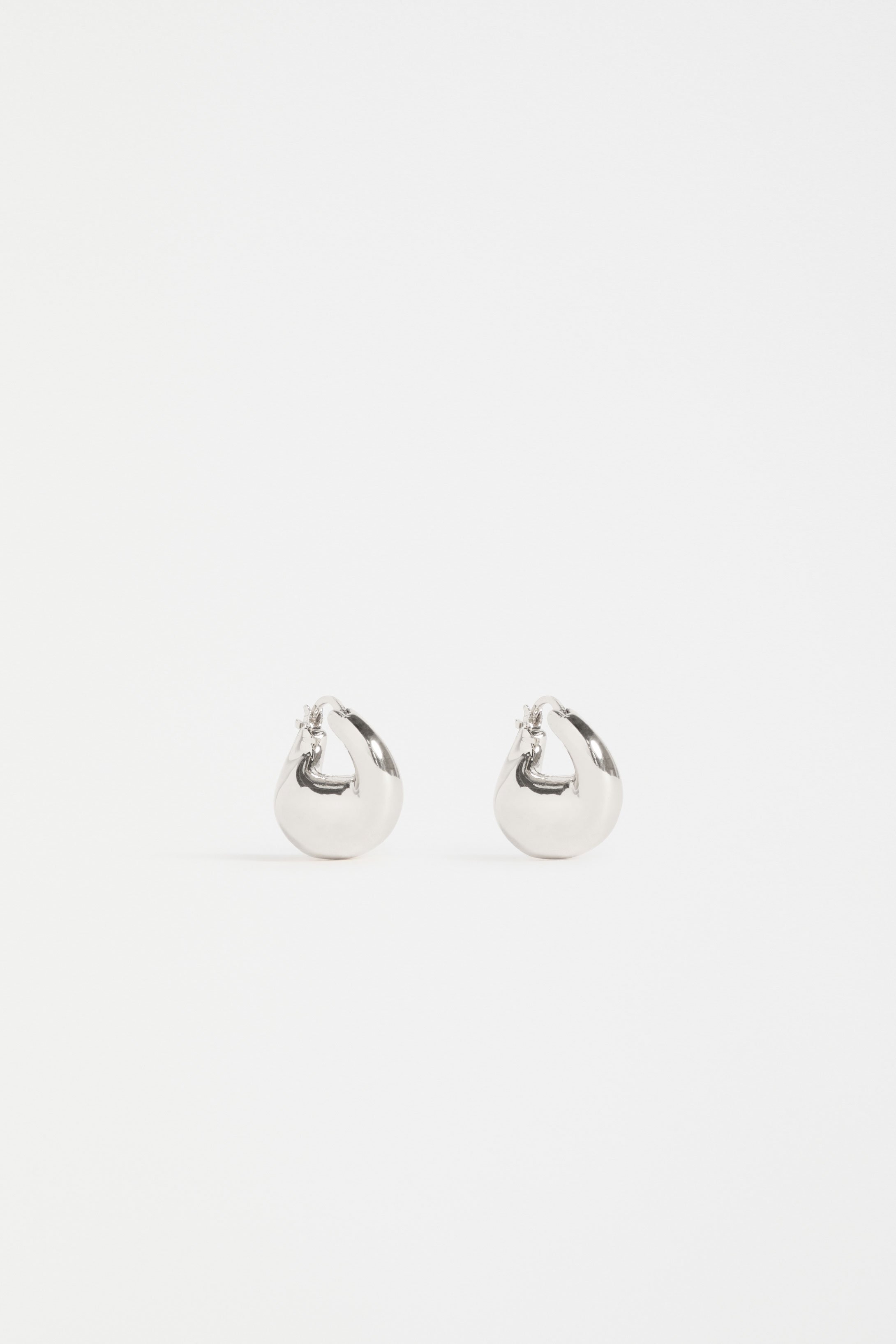 ELK | Aisem Mini Hoop Earring | Silver