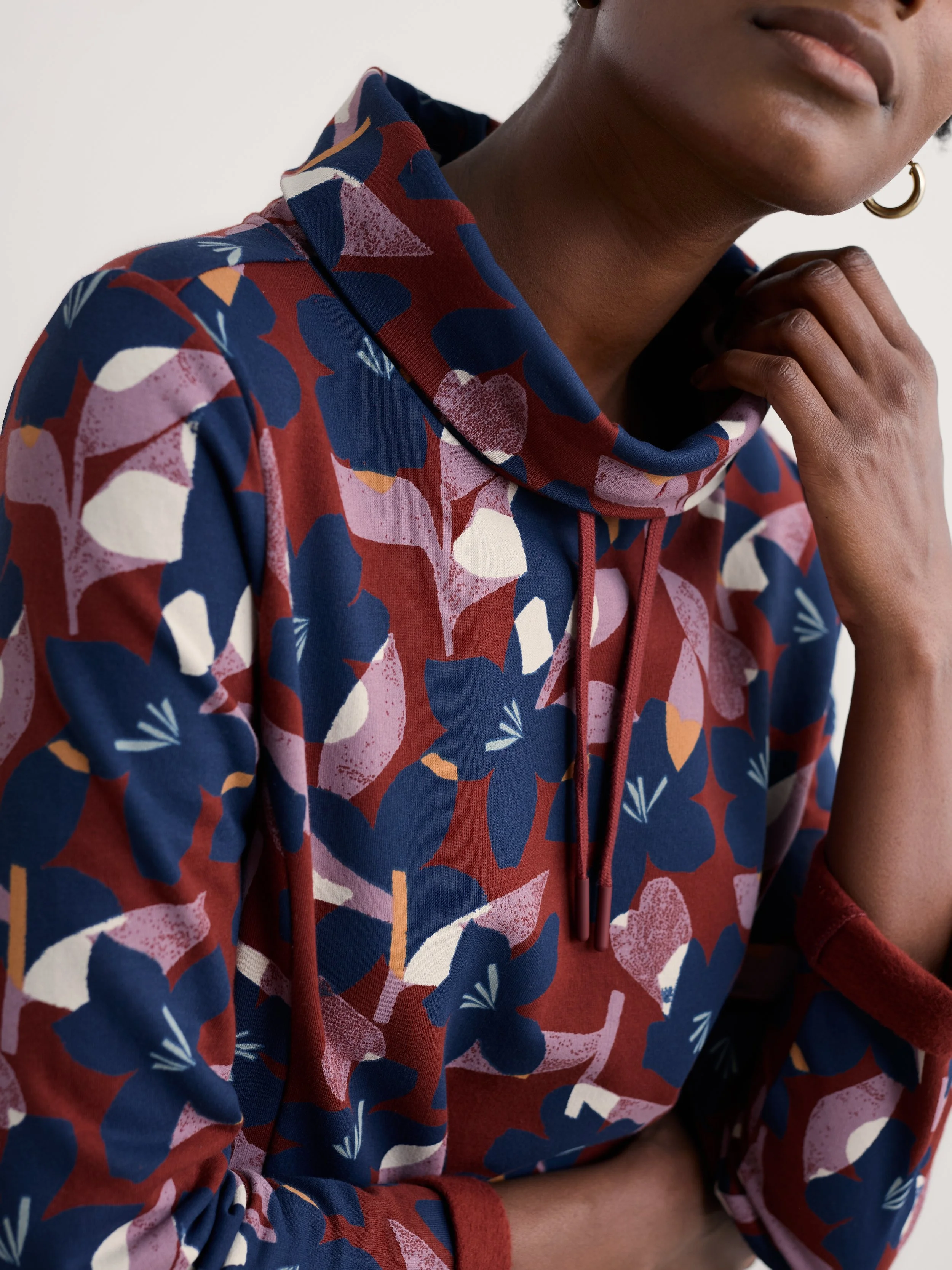 Formative Tunic - Macro Flower Burgundy - 5.jpg