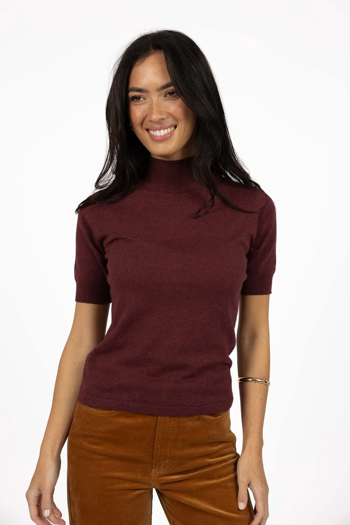 HW26328 - VERA TOP - CLARET2.jpg