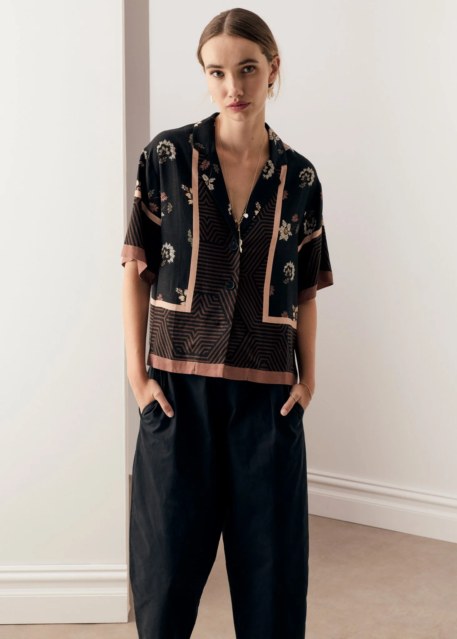 PP5885-TREL-PP5957-BLK-C0.jpg