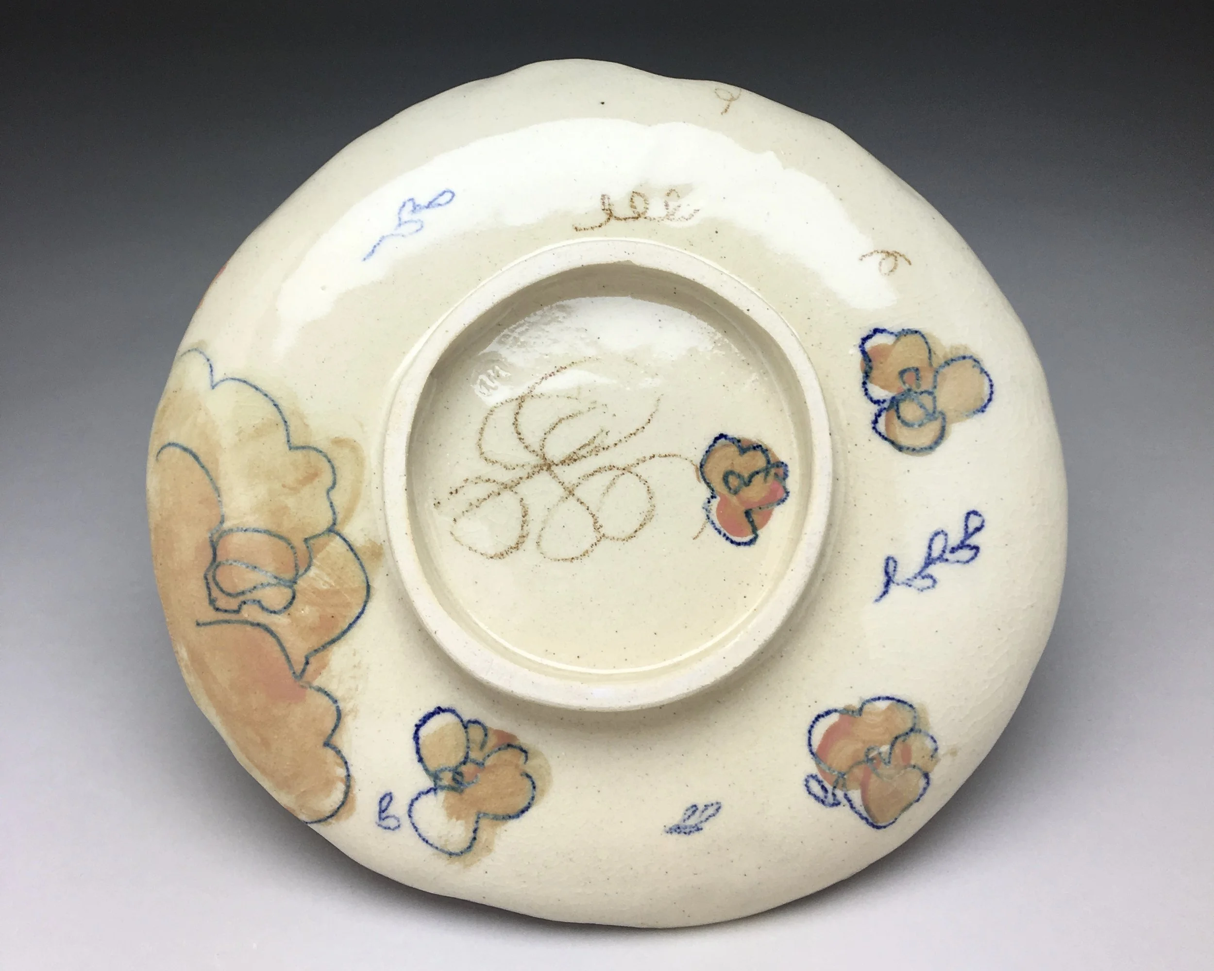 Plate, bottom view