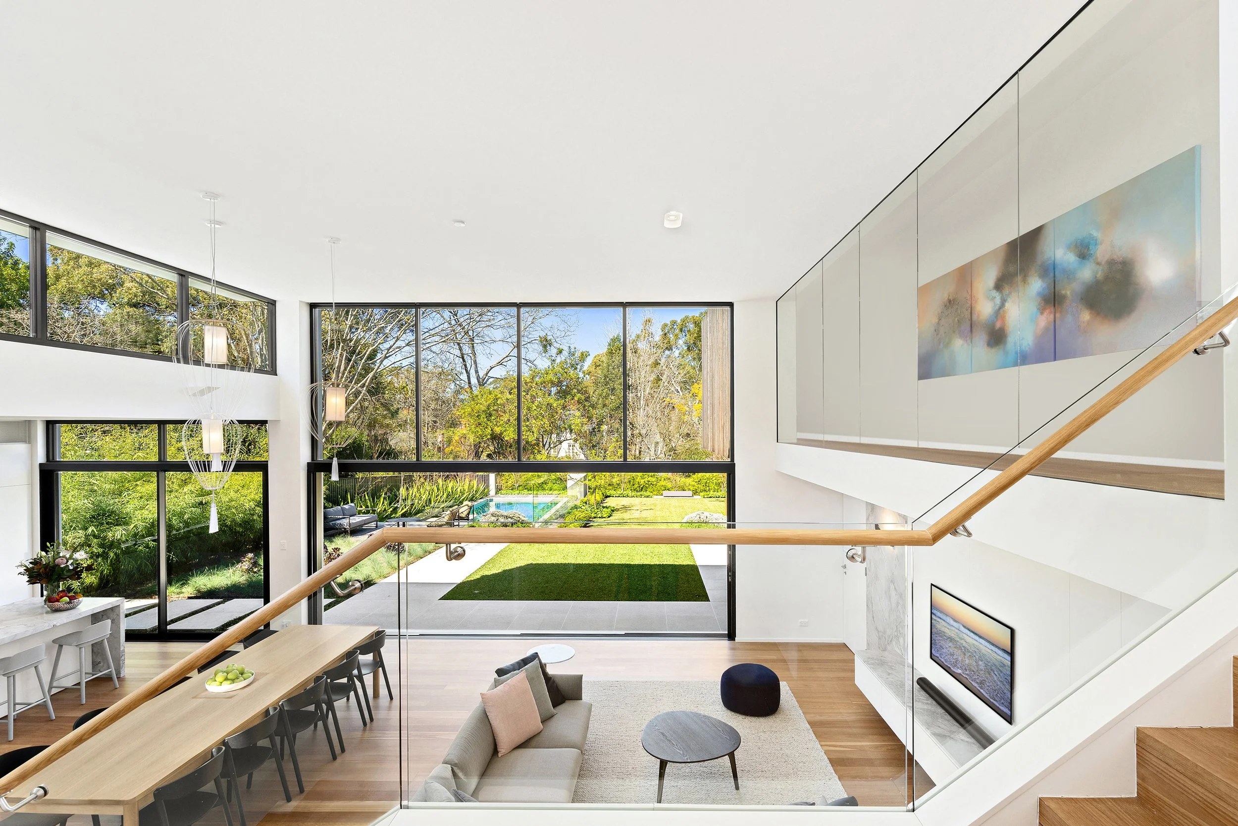 9-Living Room.jpg