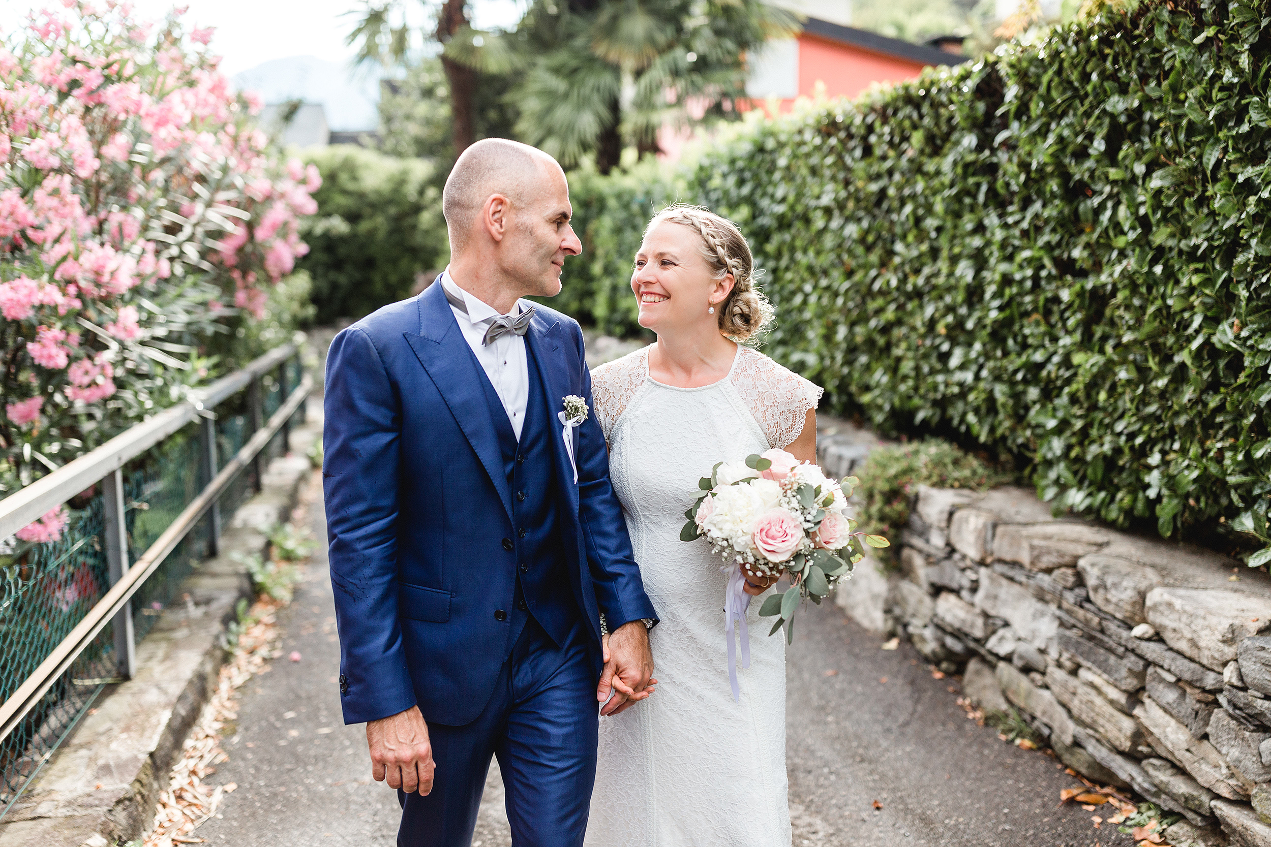 SandraArdizzonePhotography_Hochzeit_Schweiz_SwitzerlandTicinotessinAsconaLagoMaggiore_Matrimonio_CentroDannemann004.png