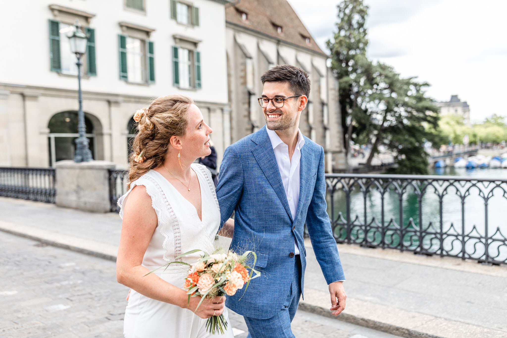 CivilWedding_Stadthaus_Zuerich_Hochzeit_16.jpg