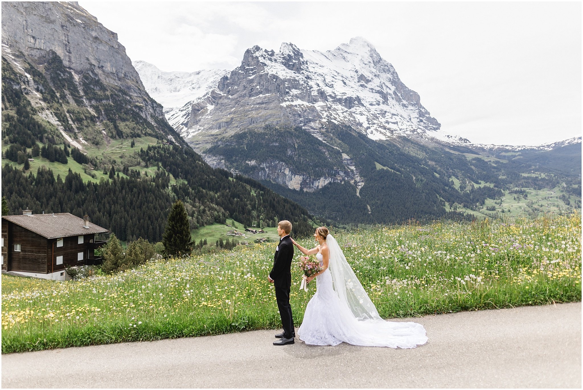 Switzerland-elopement-Grindelwald-Beatenberg-Niederhorn-Interlaken-US-swiss-Planner-photographer-AS_11.jpg