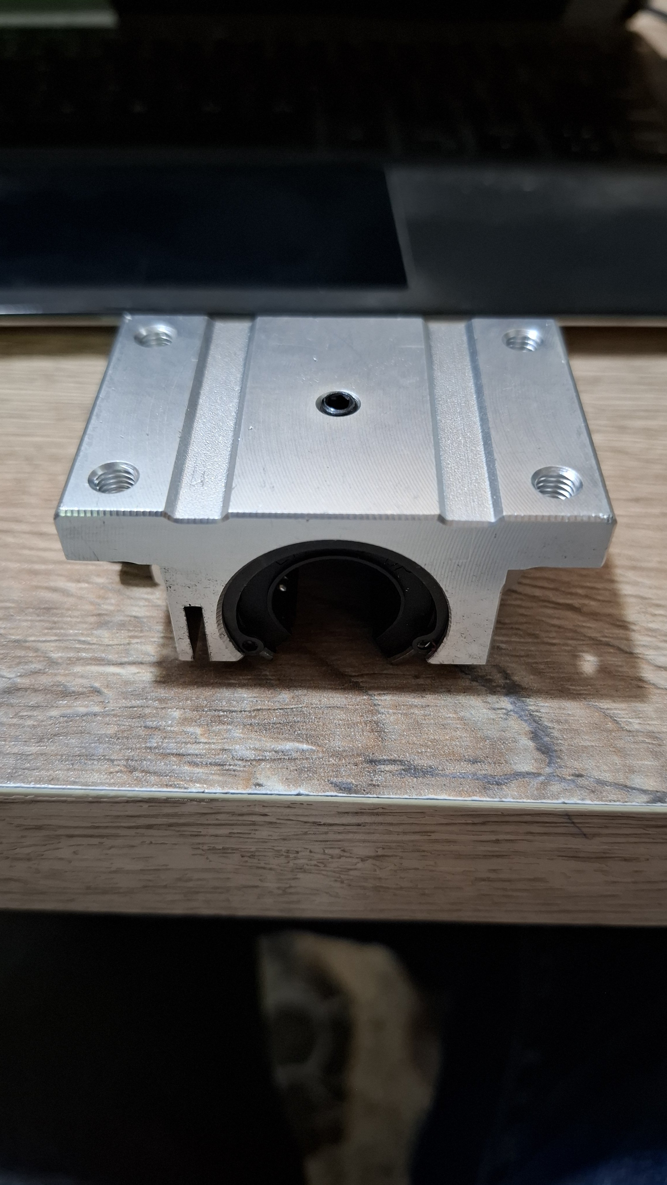 TBR LINEAR ASTON (2).jpg