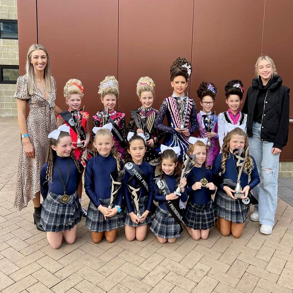 🏆 PERTH PREMIERSHIP 🏆

Another big well done to all of our dancers who competed in the Perth Premiership on Sunday. Some wonderful dancing and some equally amazing results, including 8x podium placings! 🤩 

Great last feis before the National Cham