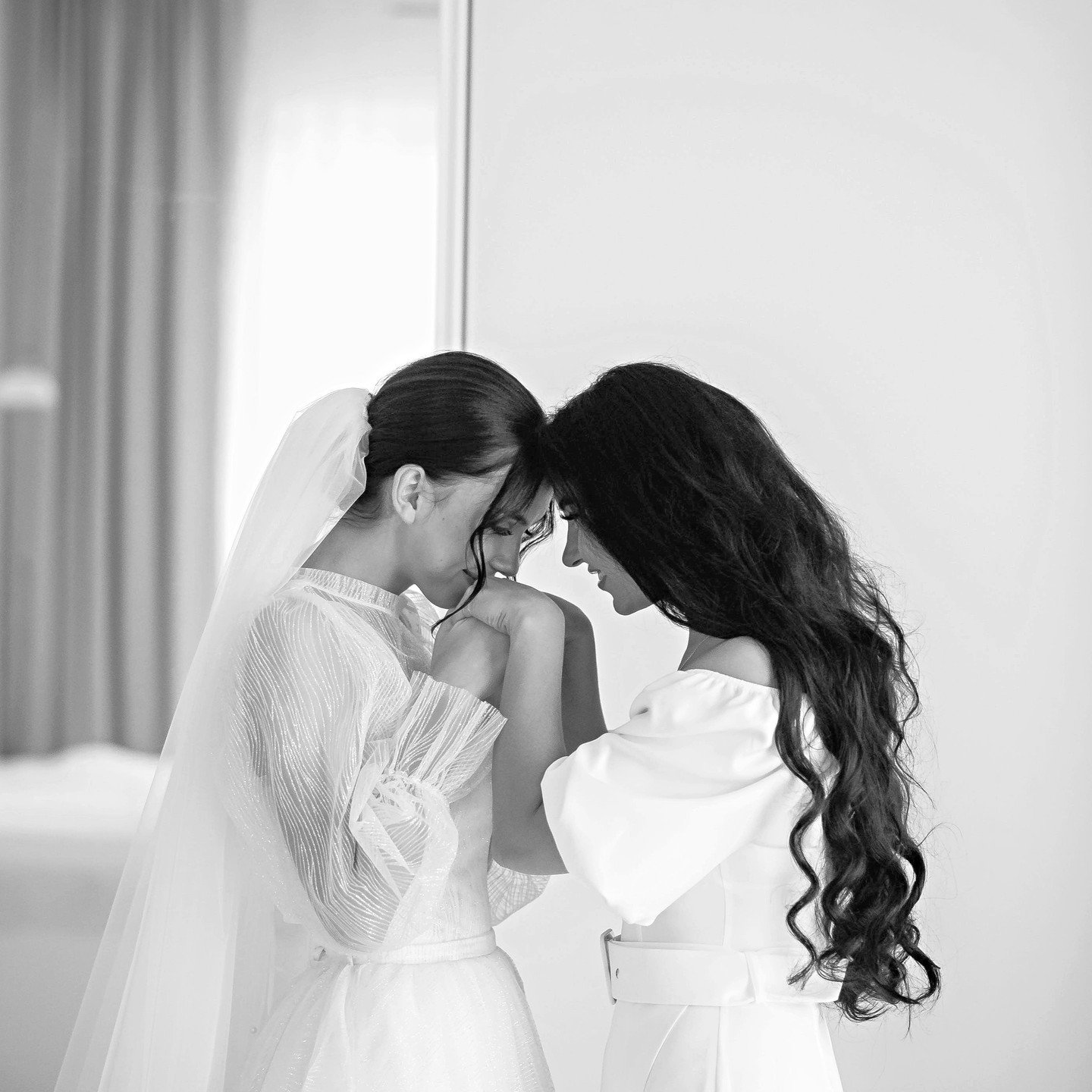 There are always those moments that you never expected us to capture. Those moments, are why I'm a photographer!
..
#theperfectmoment #weddingphotography #bride #tylerwedding #bwphotography #bwwednesday
