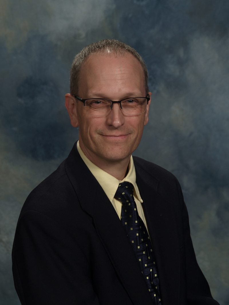 Shayne Estes formal picture (1).png