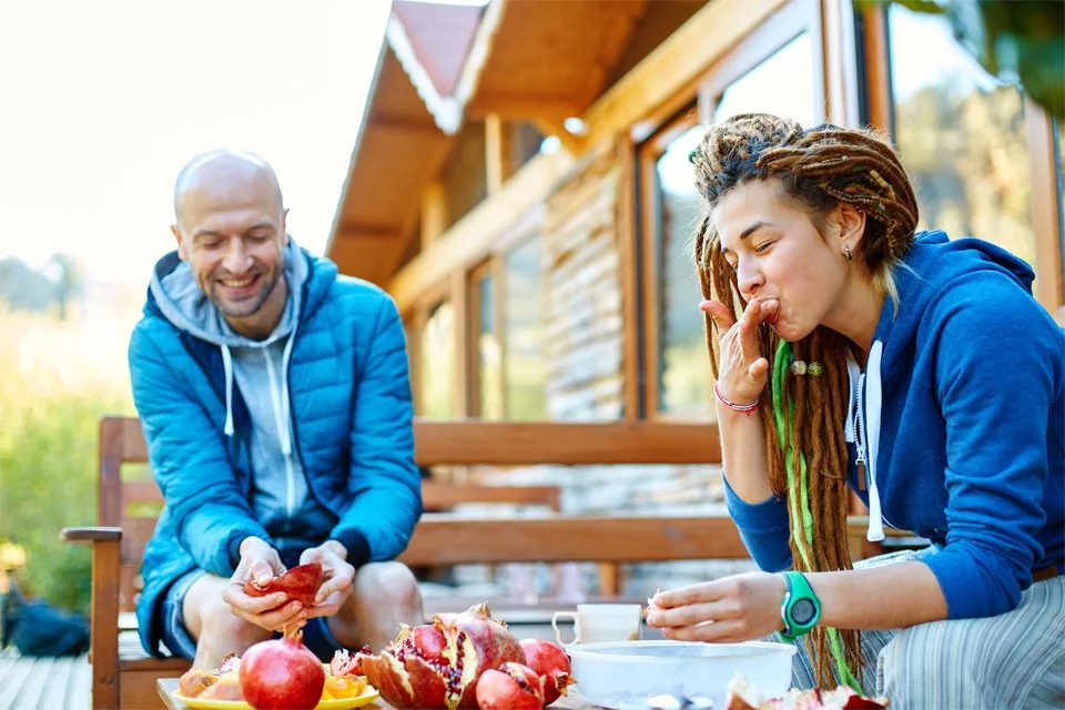 How Mindful Eating Can Help You Lose Weight + 5 Tips to Get Started