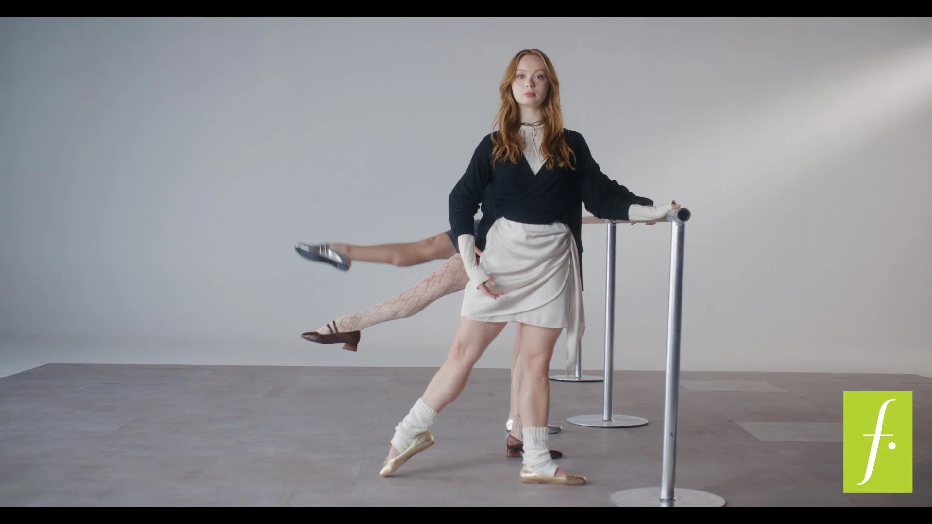 BALLERINAS - 16 9 - ONLINE.00_00_14_07.Still020.jpg